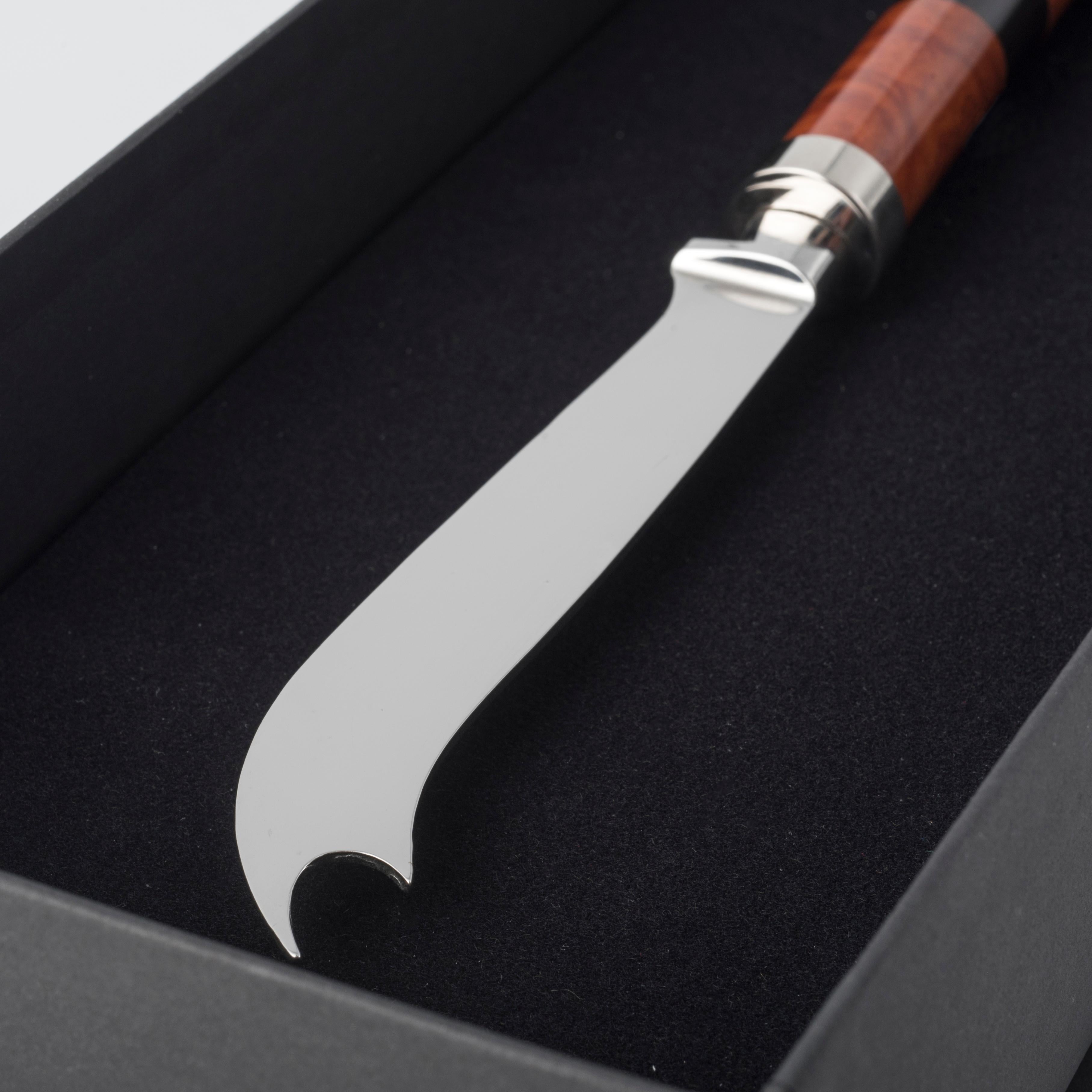 CUCHILLO PARA QUESO SEASONADO exclusivo diseño moderno perfecto para servir Forjado en venta