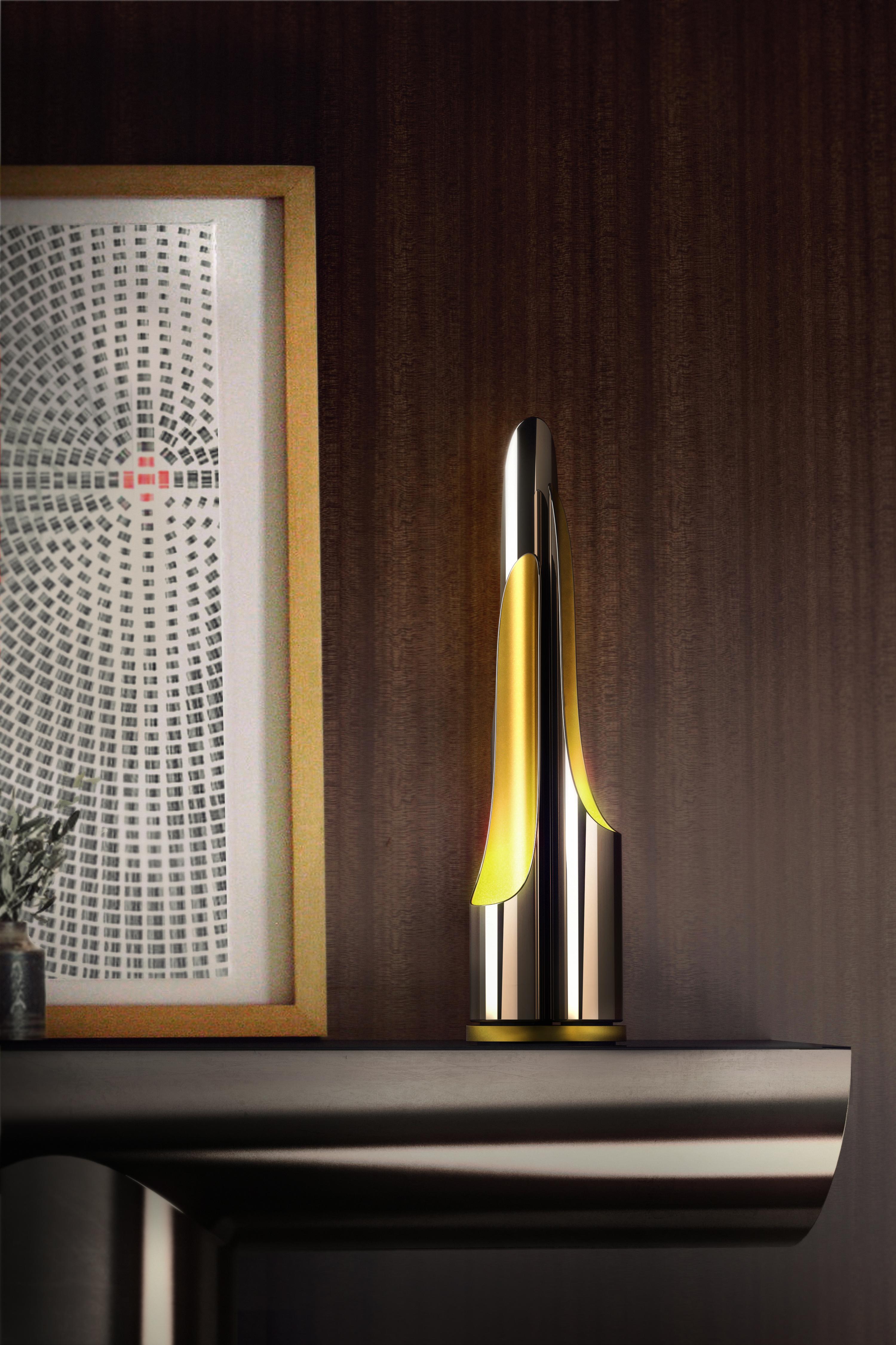 Mid-Century Modern Coltrane Table Lamp in Gold- Plated and Steel For Sale