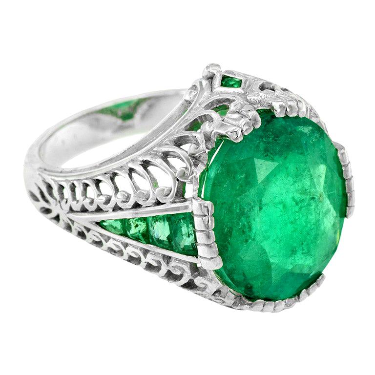 Columbia Emerald 6.983 Carat Cocktail Ring