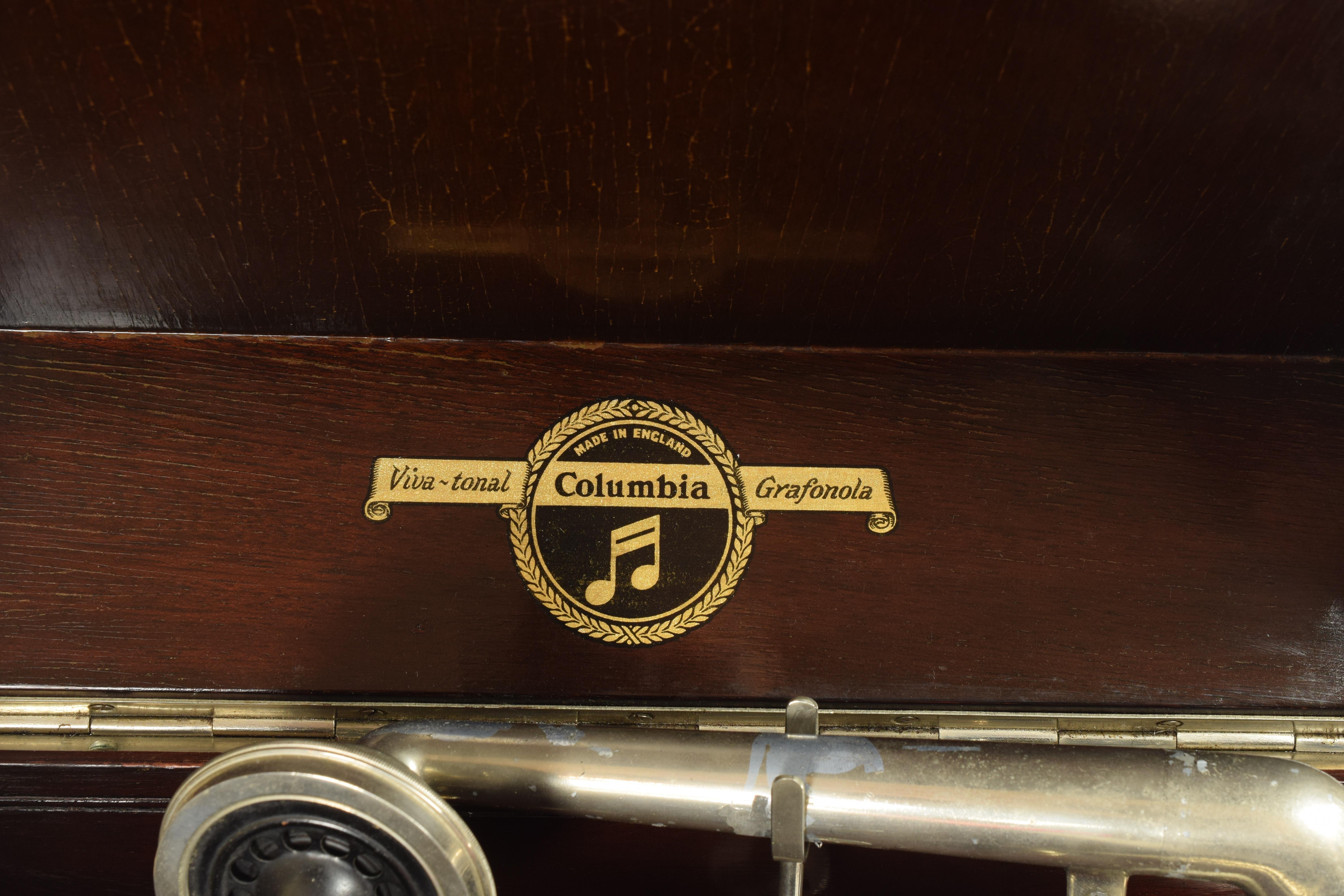 Columbia No.120 Mahogany Table Top Wind-Up Gramophone 5