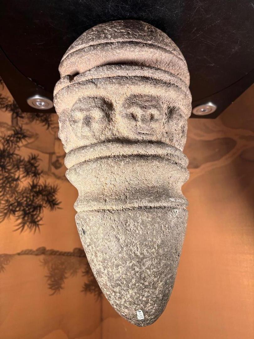 Río Columbia Masivo  Mortero Ceremonial de Piedra Tallada Pre Contacto Nueve Efigies en venta 4