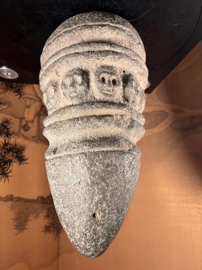 Río Columbia Masivo  Mortero Ceremonial de Piedra Tallada Pre Contacto Nueve Efigies en venta 6