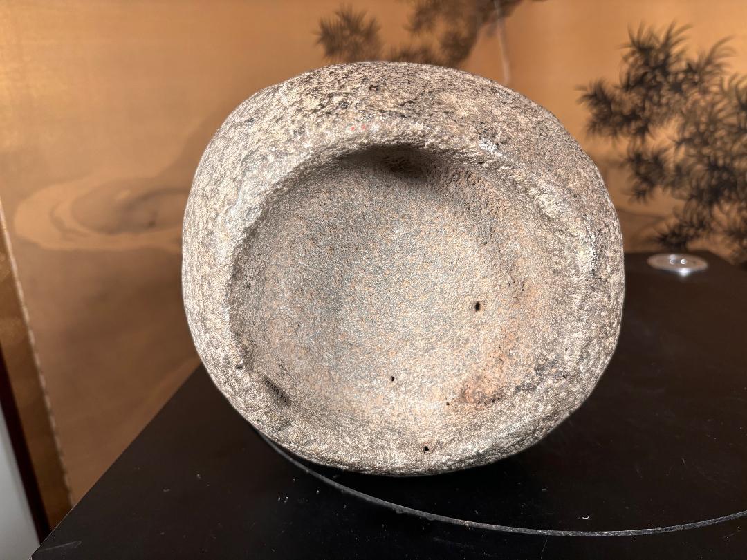 Río Columbia Masivo  Mortero Ceremonial de Piedra Tallada Pre Contacto Nueve Efigies Estadounidense en venta