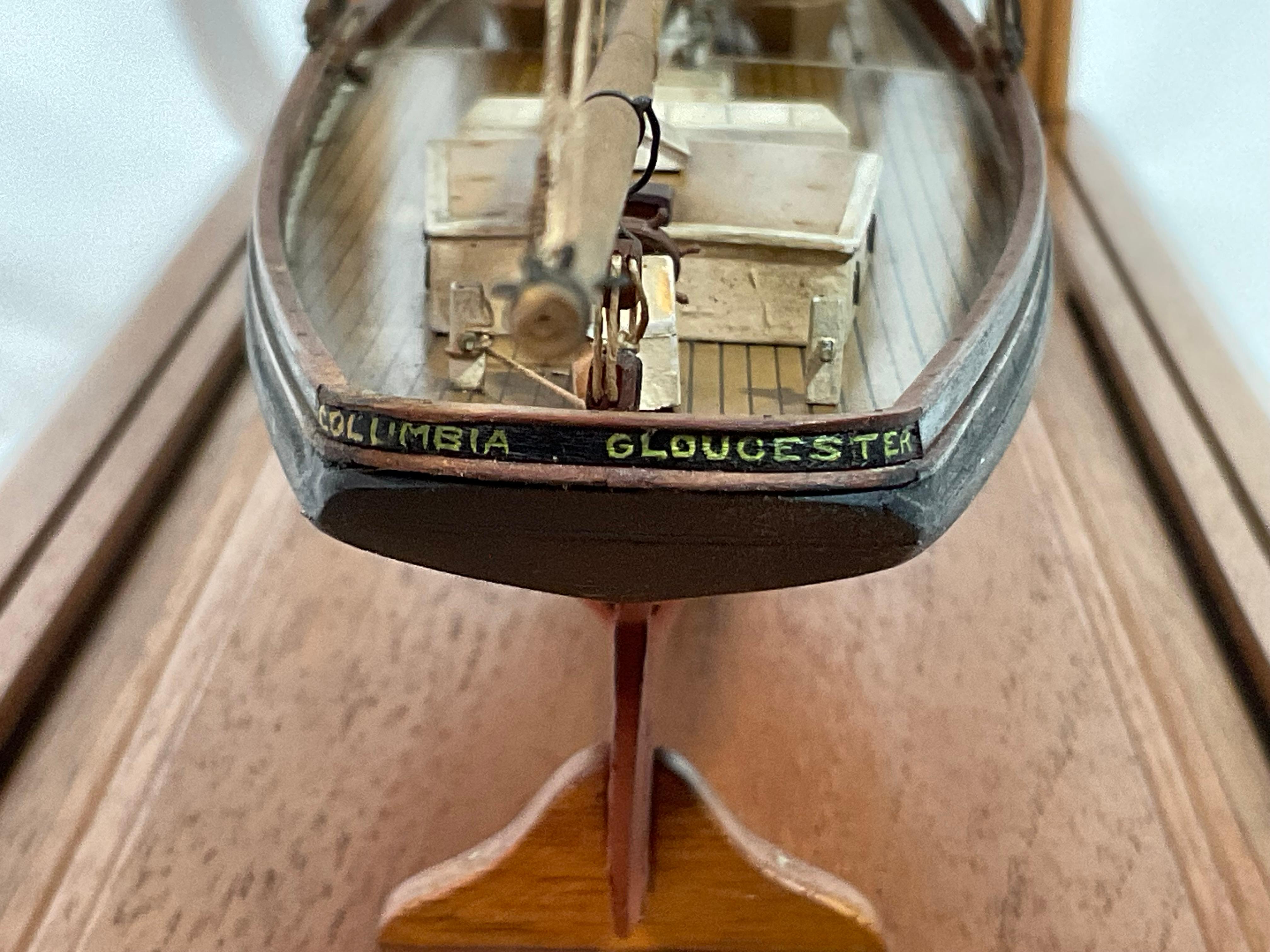 Modello di nave goletta Columbia in valigia in vendita 8