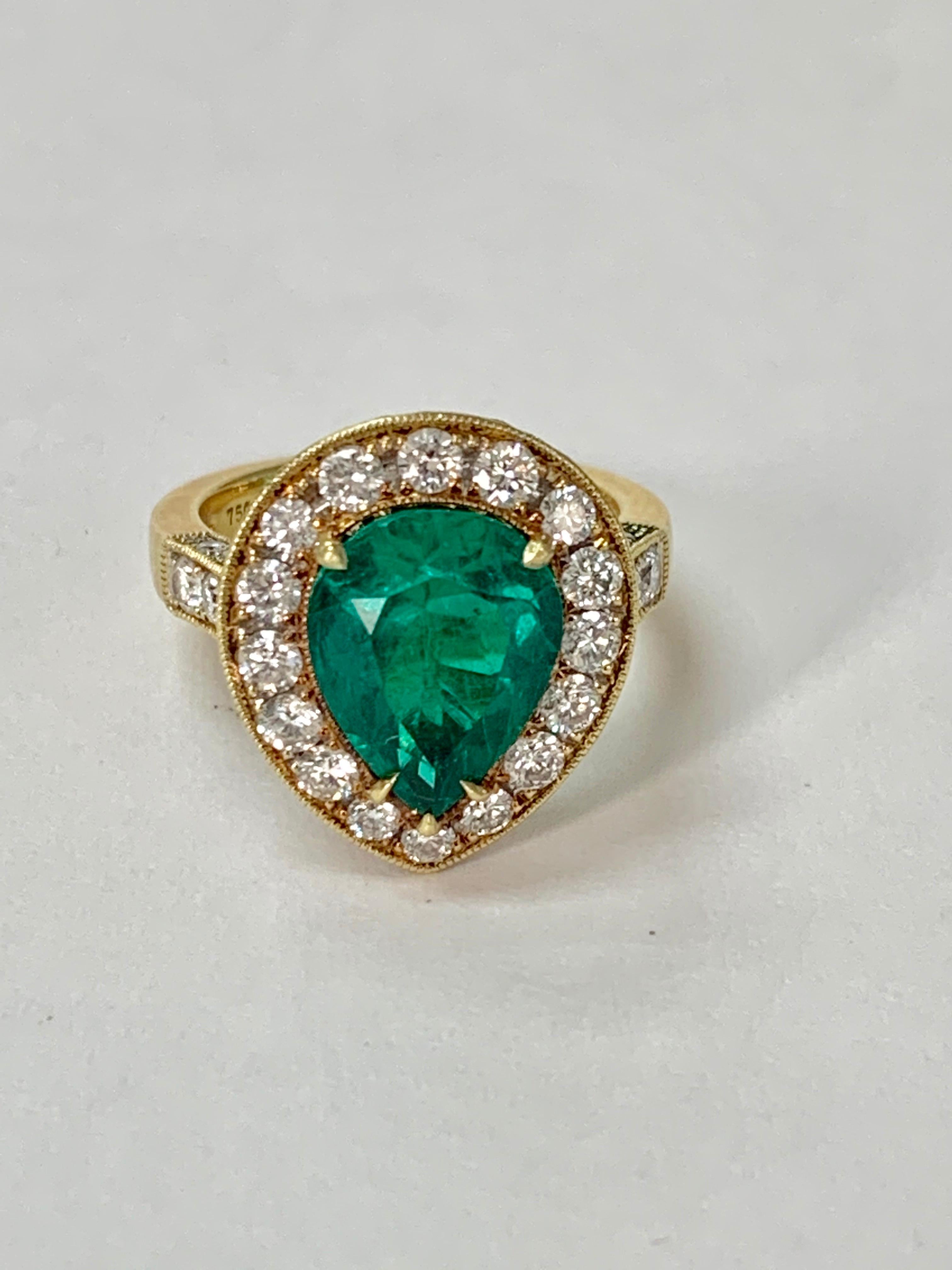 3.25 Carat Emerald and Diamond Engagement Ring in 18K Yellow Gold 5