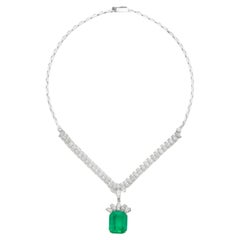 Columbian Emerald 13.90 Carats And Diamond Necklace, Gubelin Certified.