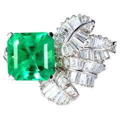 Columbian Emerald Baguette Diamond 18K Gold Palm Leaf Ring