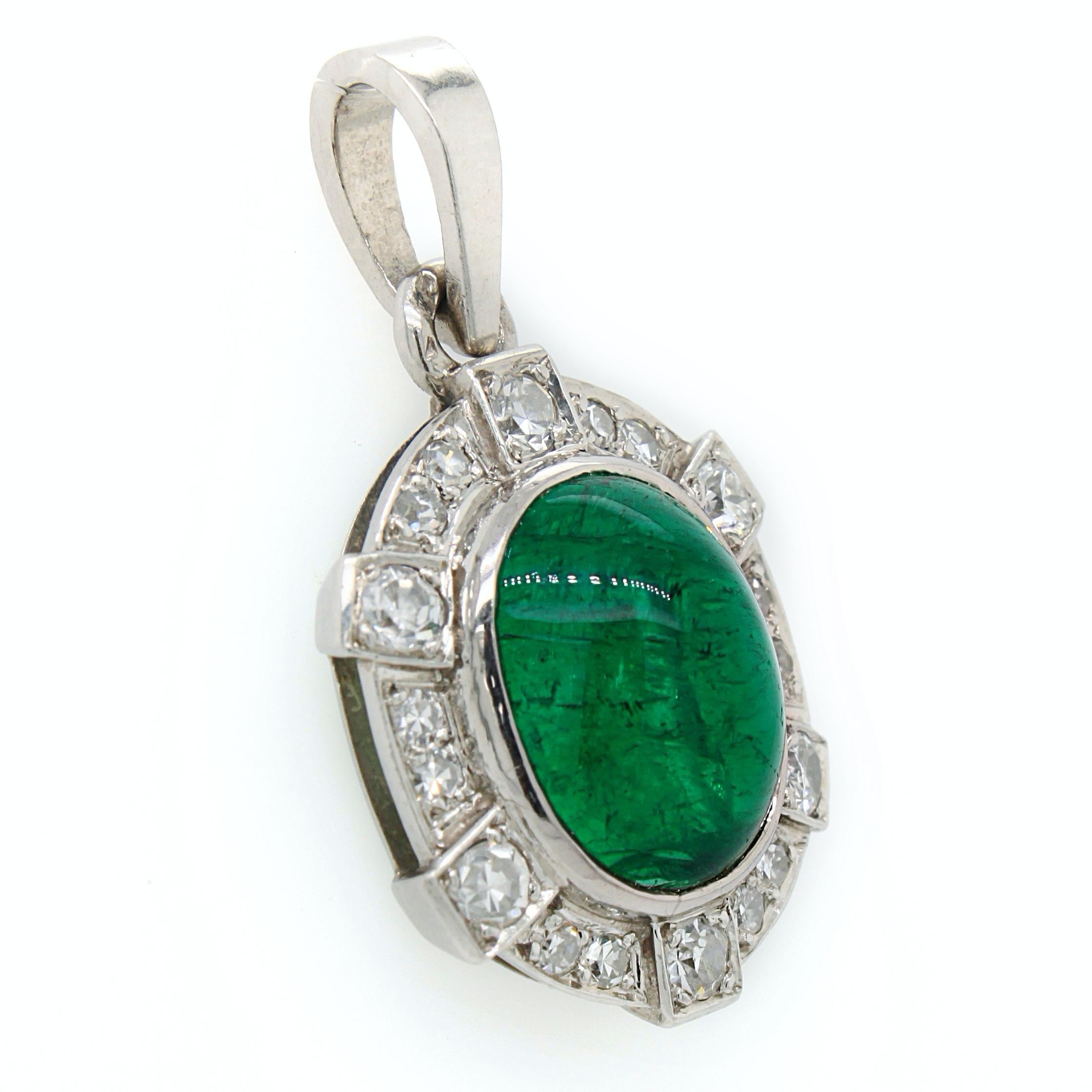 Art Deco Columbian Emerald Cabochon and Diamond Pendant, France, circa 1920s For Sale