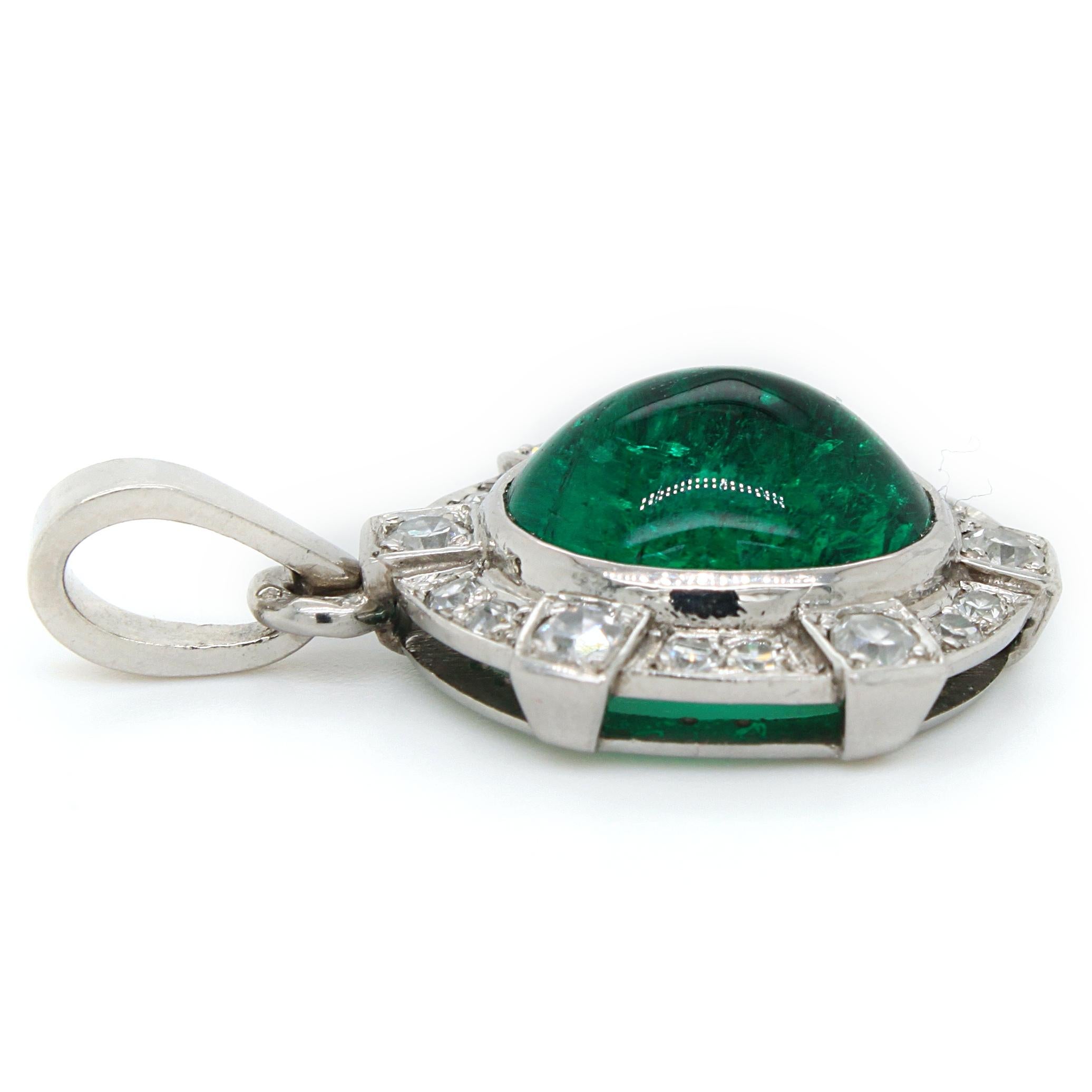Columbian Emerald Cabochon and Diamond Pendant, France, circa 1920s For Sale 3