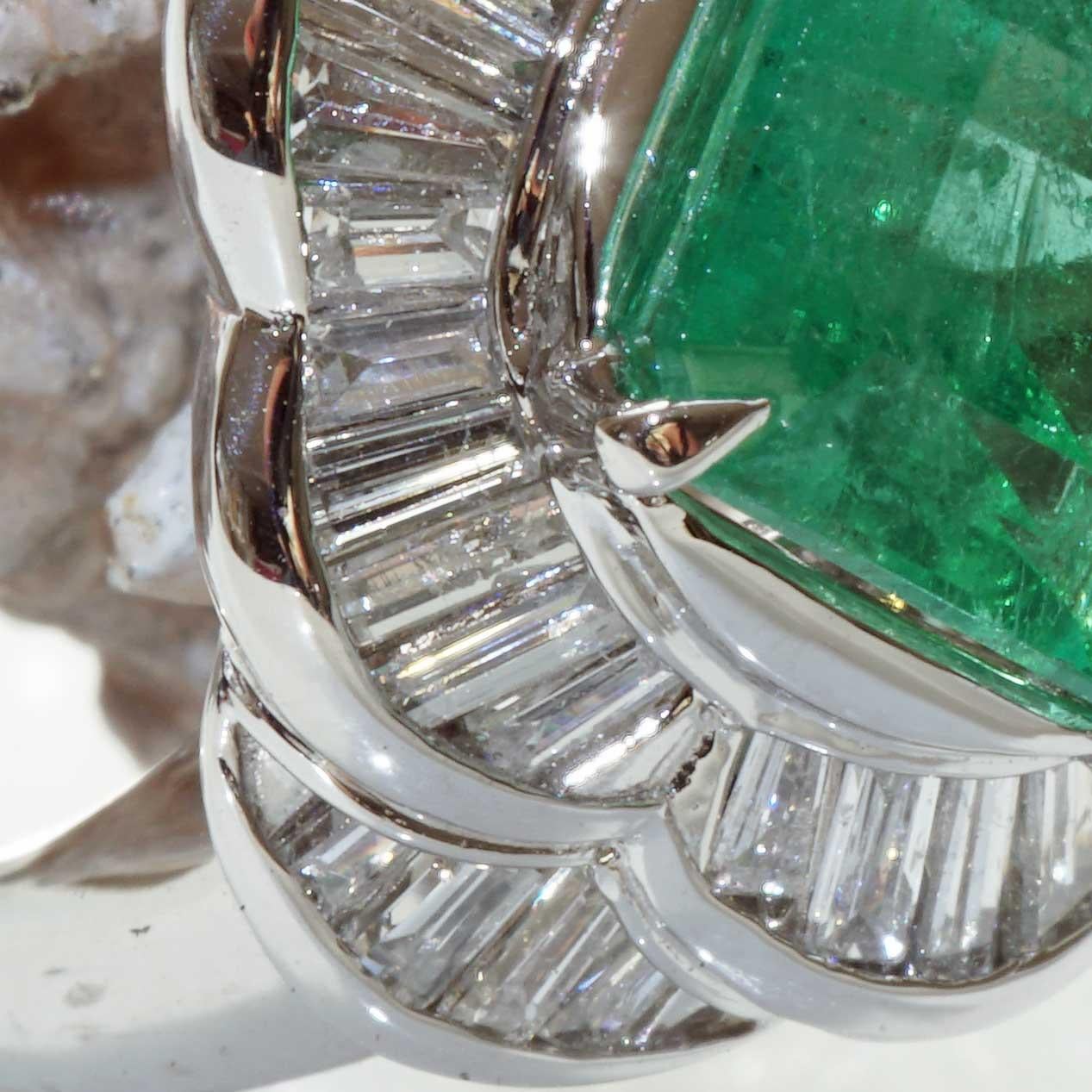Columbian Emerald Diamond Ring Platinum 3.11 ct 0.85 ct ein Edelstein der Spitzenklasse für Damen oder Herren im Angebot