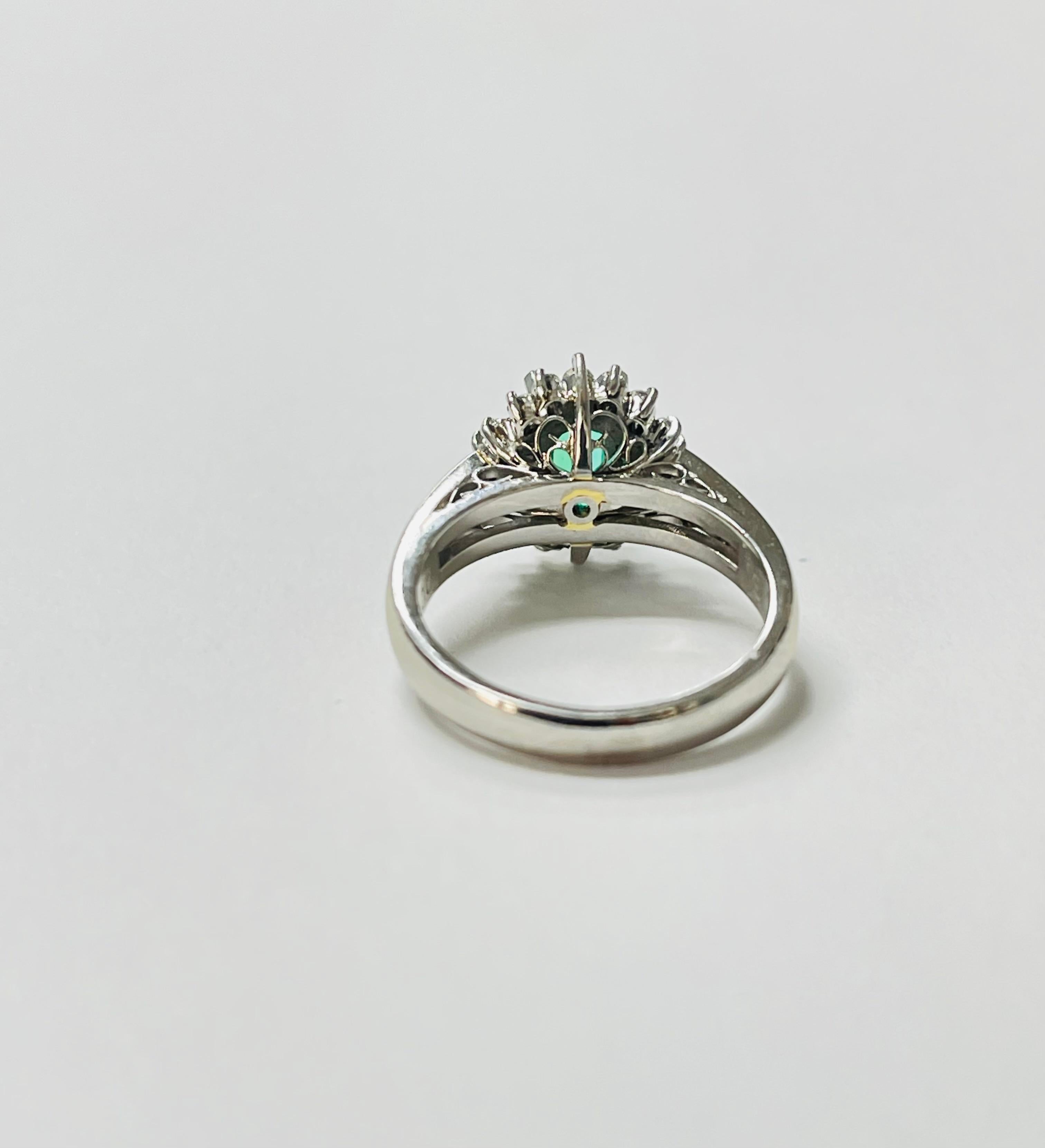 Columbian Emerald Octagonal Step Cut And Diamond Engagement Ring In Platinum GIA In Excellent Condition For Sale In New York, NY