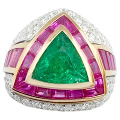 Columbian Emerald, Pink Sapphire and Diamond Ring set in 18K White Gold Settings Columbian Emerald, Pink Sapphire and Diamond Ring set in 18K White Gold Settings