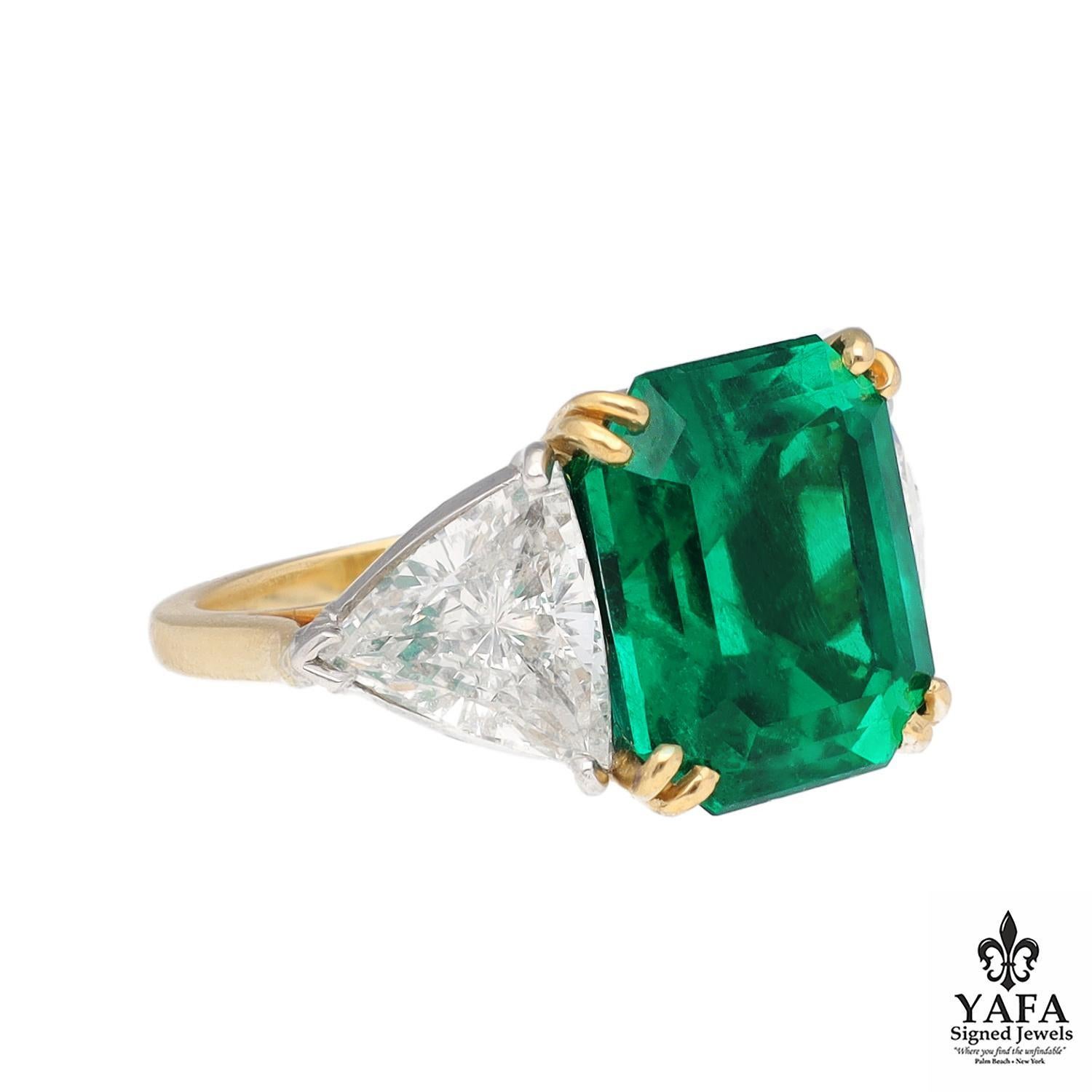 Columbian Emerald Ring In Excellent Condition For Sale In New York, NY