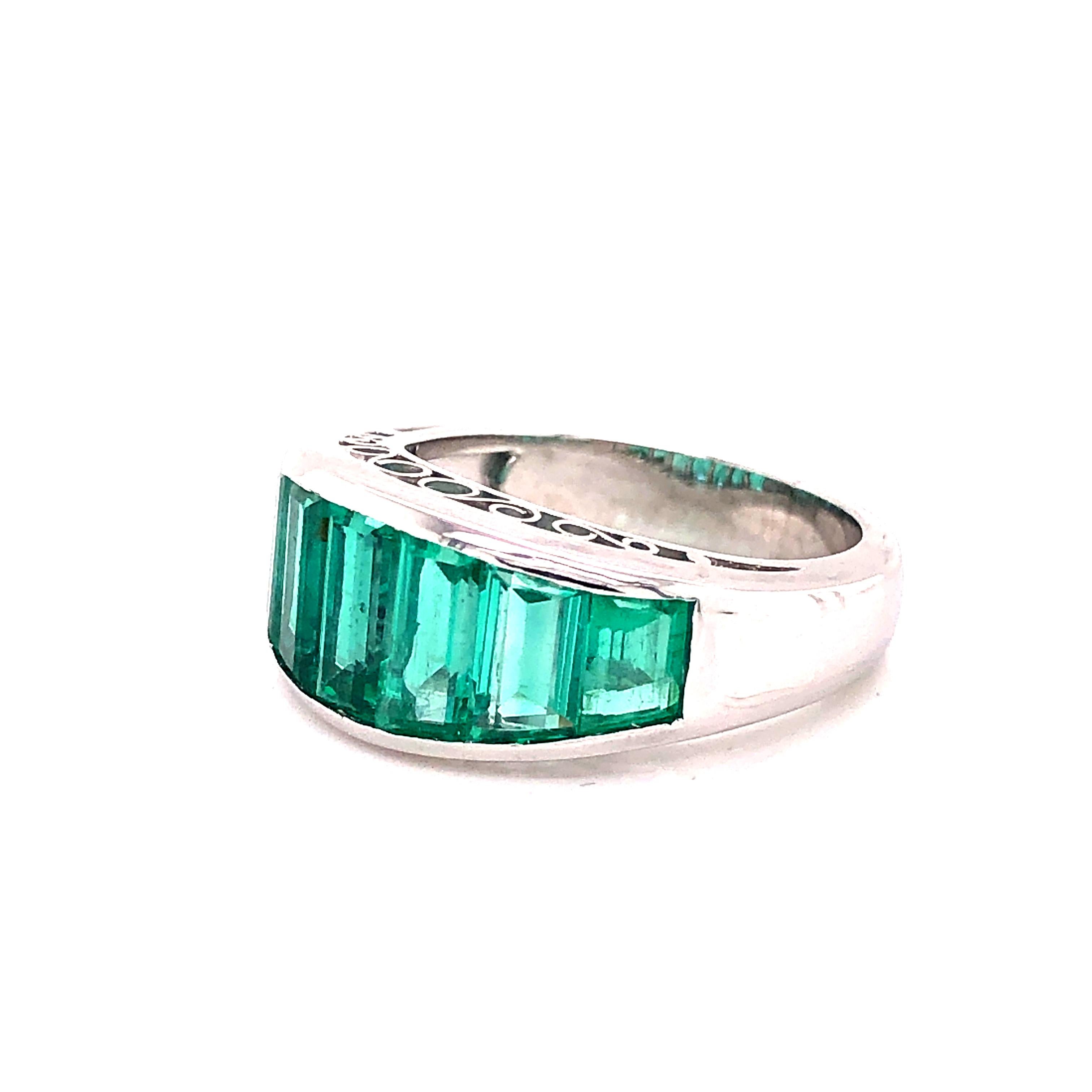 Art Deco Columbian Emerald Step Cut Ring Platinum 4.50 Carat
