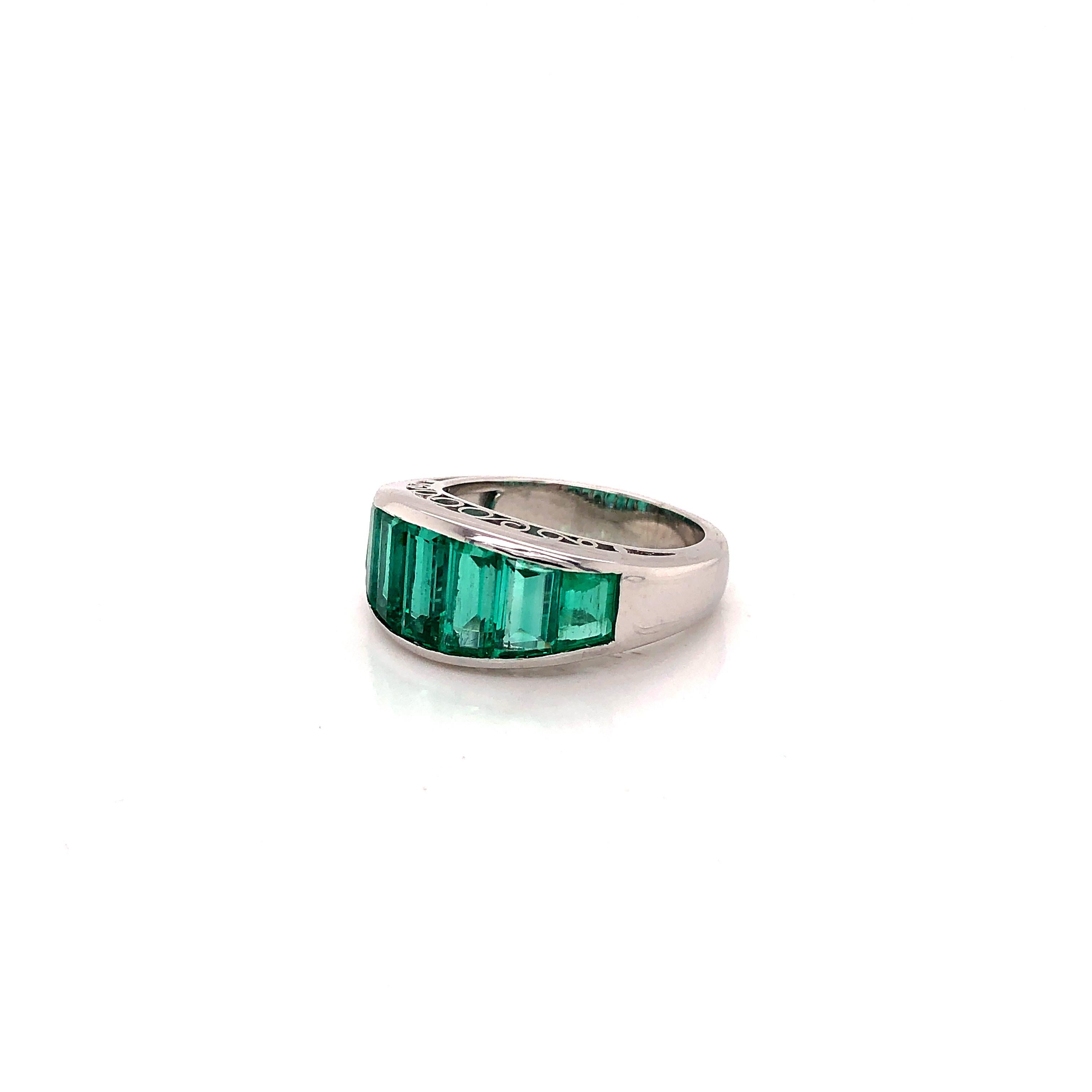 Columbian Emerald Step Cut Ring Platinum 4.50 Carat In Excellent Condition In MIAMI, FL