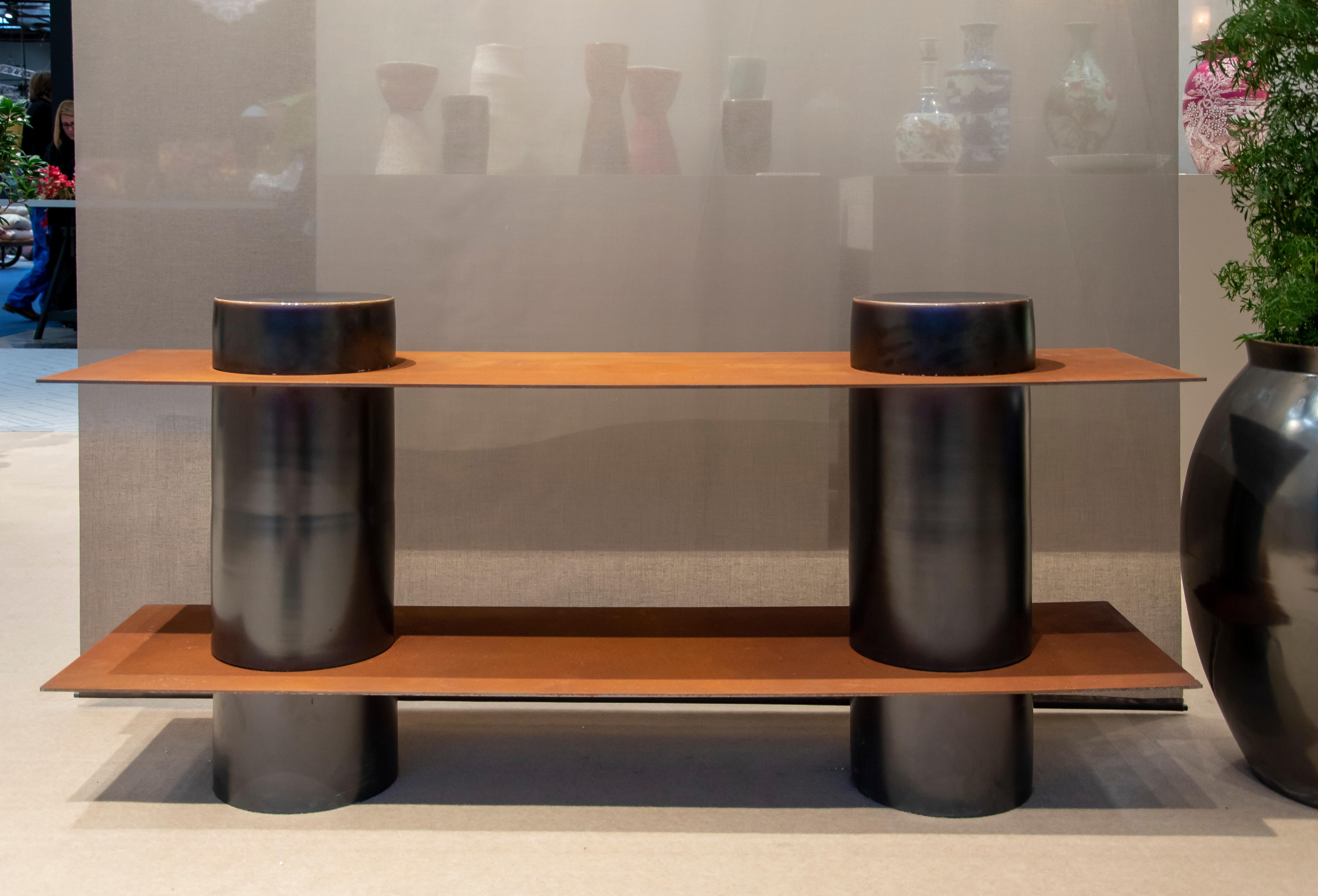 Column '2 lev' Contemporary Shelf in Porcelain and Corten Steel For Sale 2