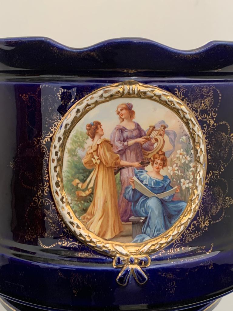 Säule und Vase aus goldkobaltblauer Keramik und Abziehbildern, 1920er Jahre, 2er-Set im Angebot 1
