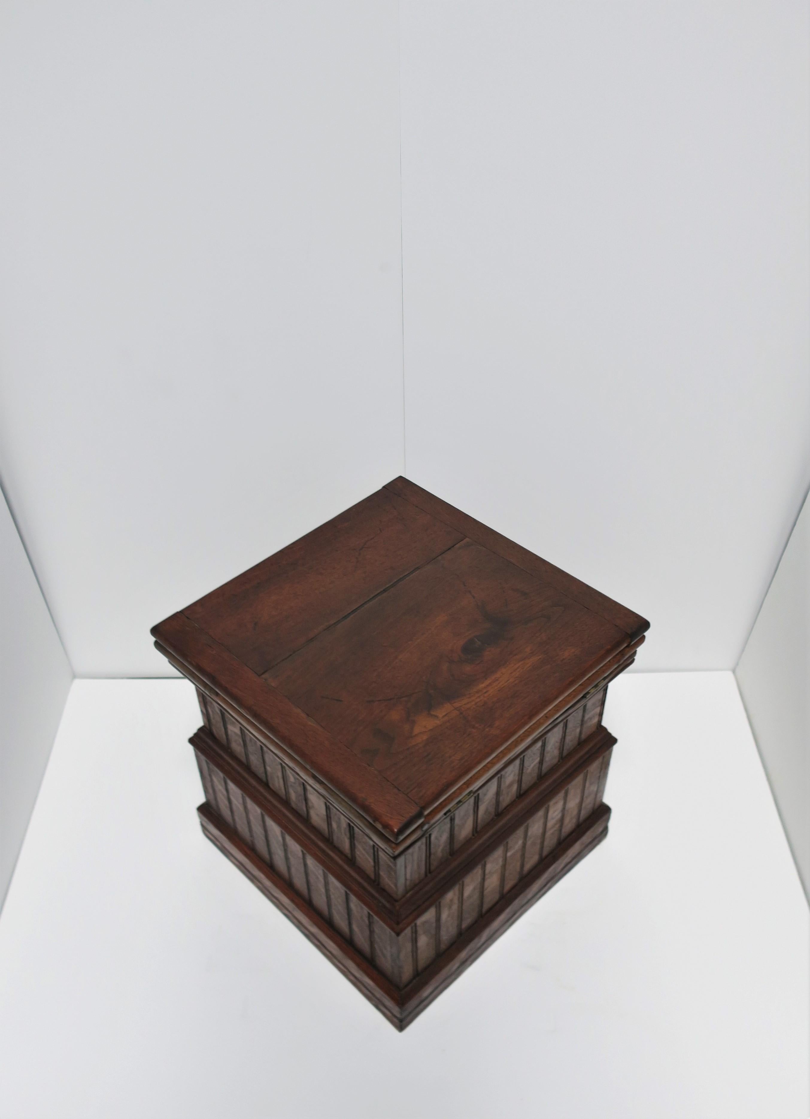Column Architecture Square Wood Pedestal or Table, circa 19th Century In Good Condition In New York, NY