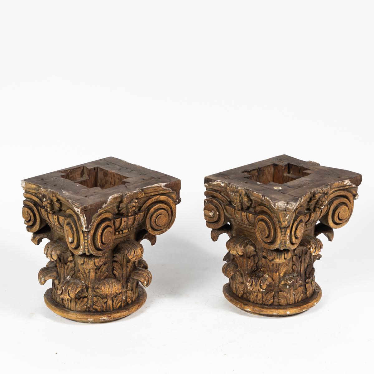 19th Century French Wooden Column Capitals In Good Condition For Sale In Los Angeles, CA