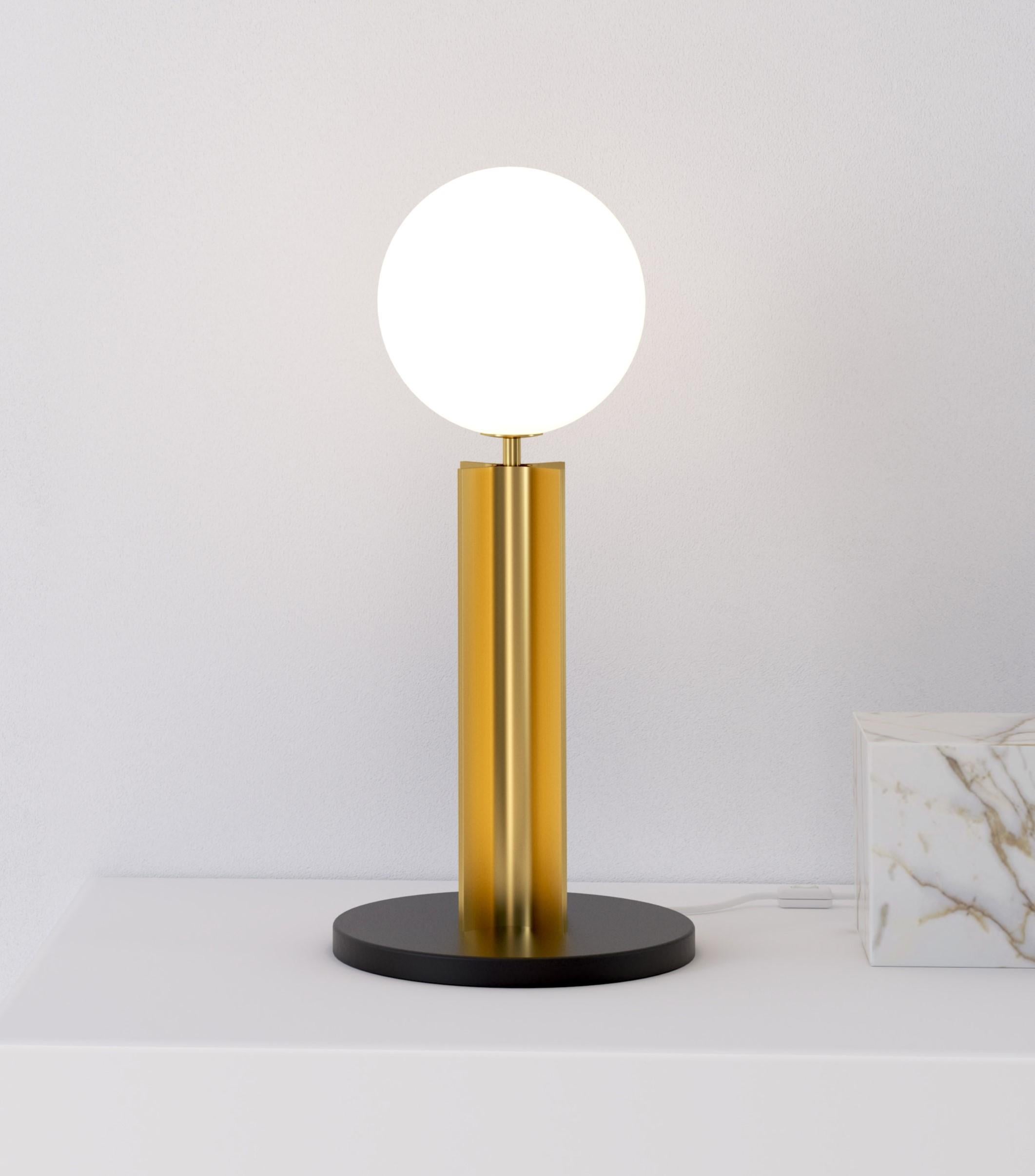 Lampe de bureau à colonnes d'Atelier Areti Neuf - En vente à Geneve, CH