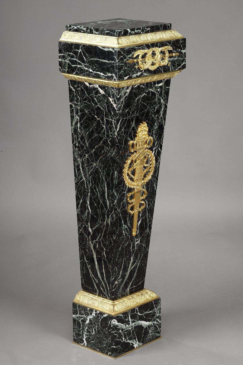 Carved Column in Green Marble Veneer and Gilt Bronze Decoration, Empire Style For Sale