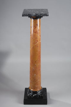 Column in red Pyrenean marble from the late 19th century