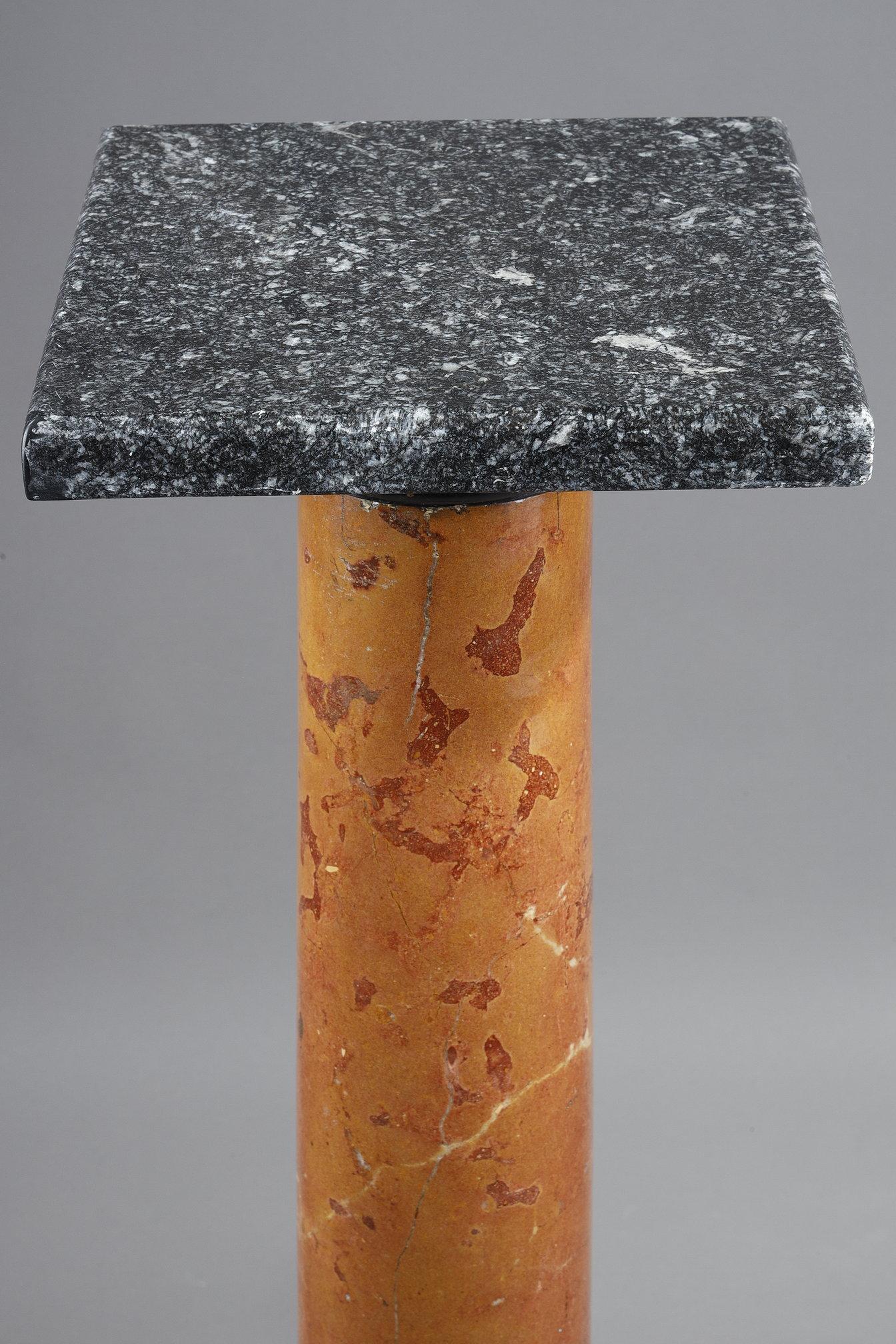 Early 20th Century Column in red Pyrenean marble from the late 19th century For Sale