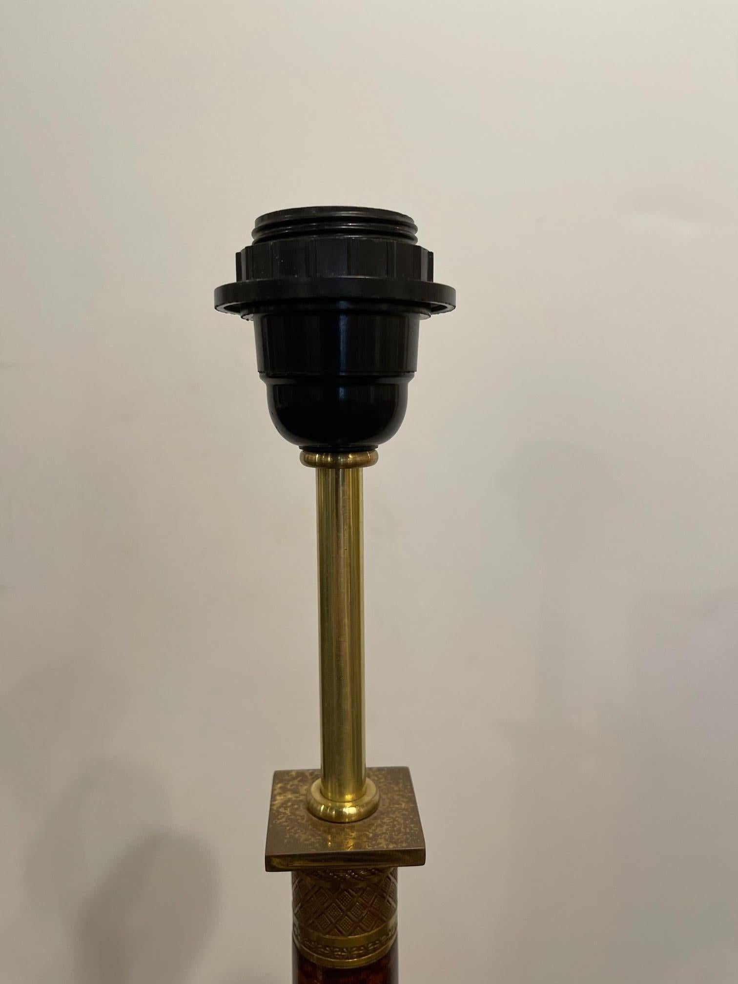 Column Lamp on a Wood Base and Brass Decorative Fittings, 20th Century In Good Condition For Sale In Savannah, GA