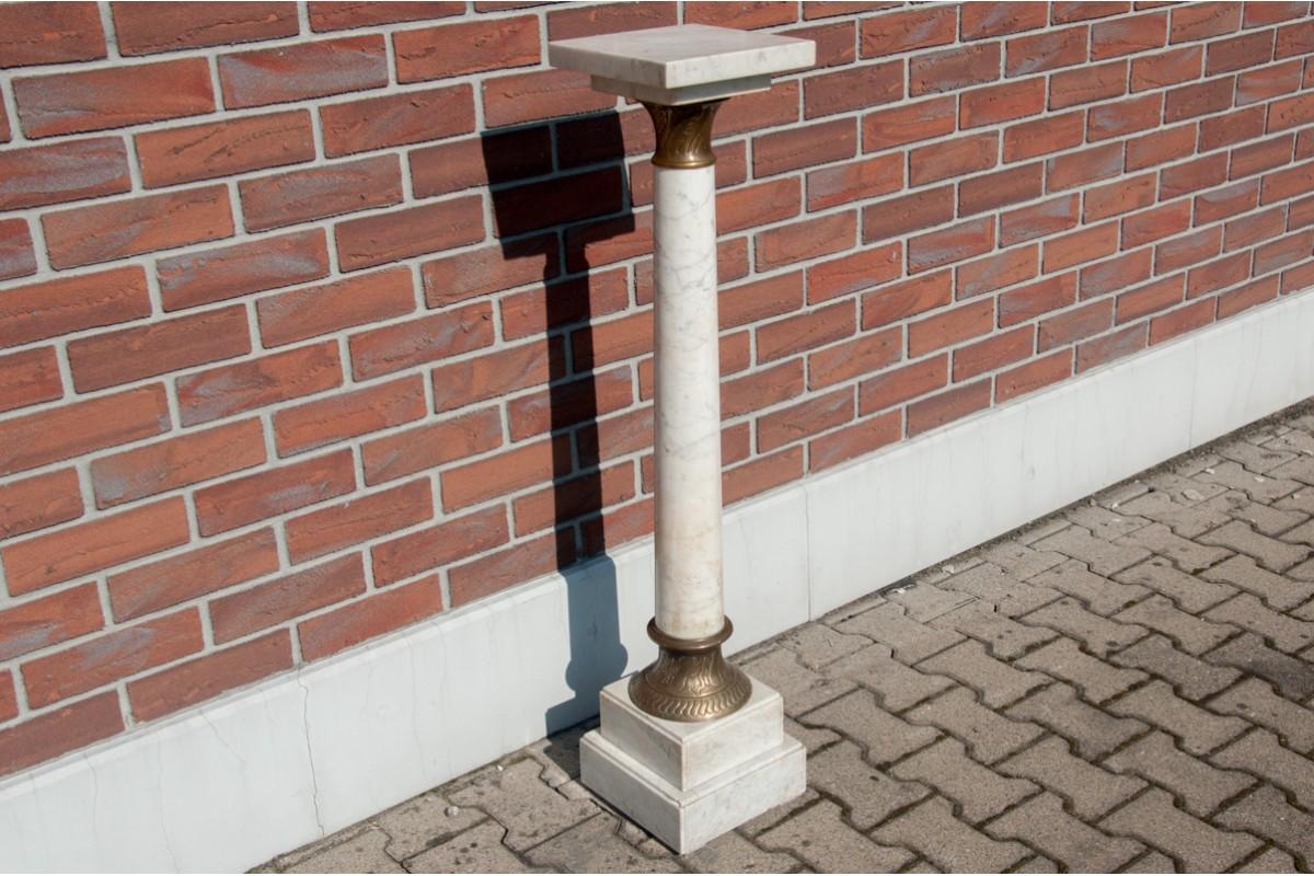 Column/pedestal, France, early of the twentieth century. For Sale 1
