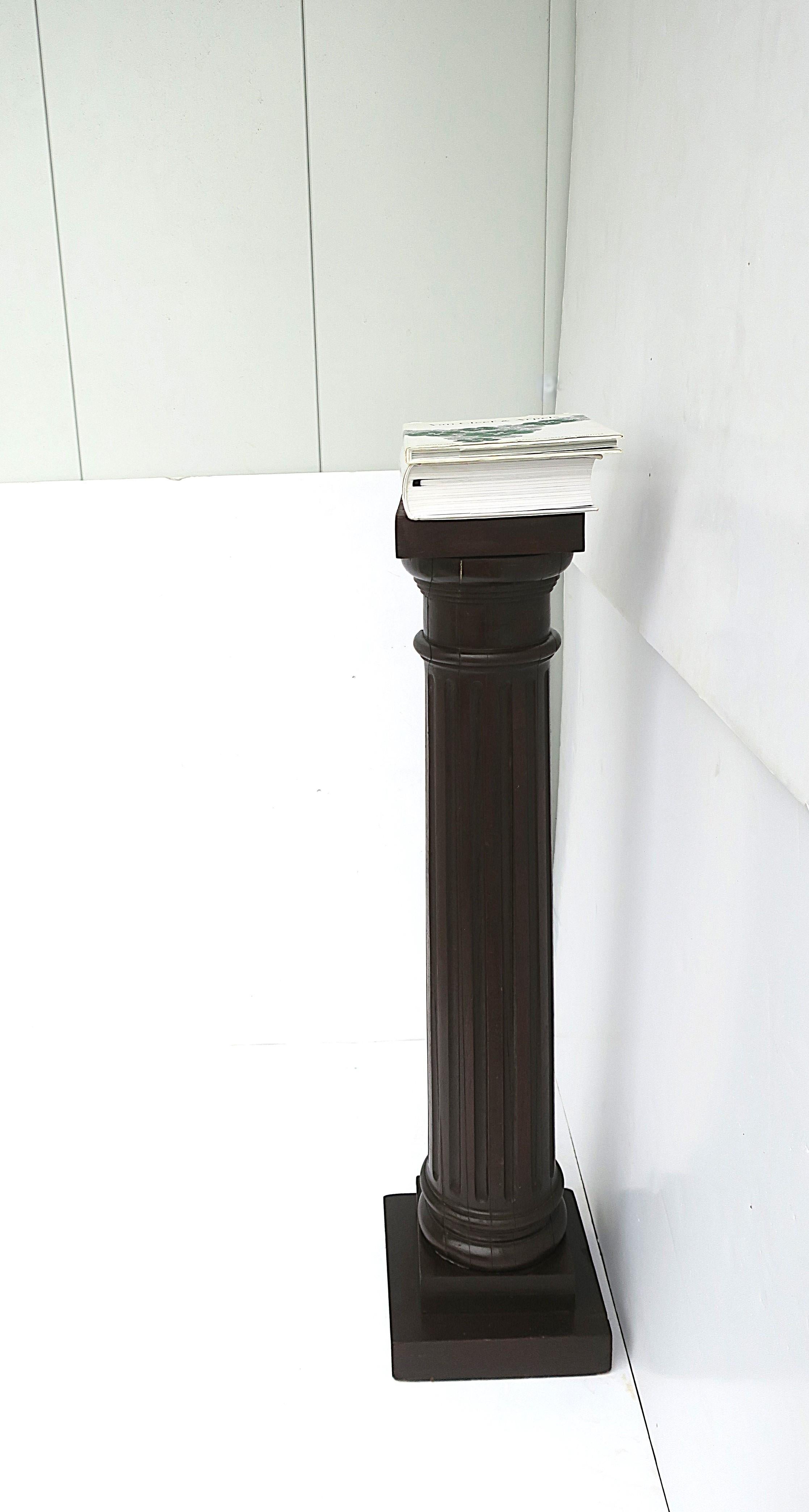 Piédestal de colonne de style néoclassique en vente 8