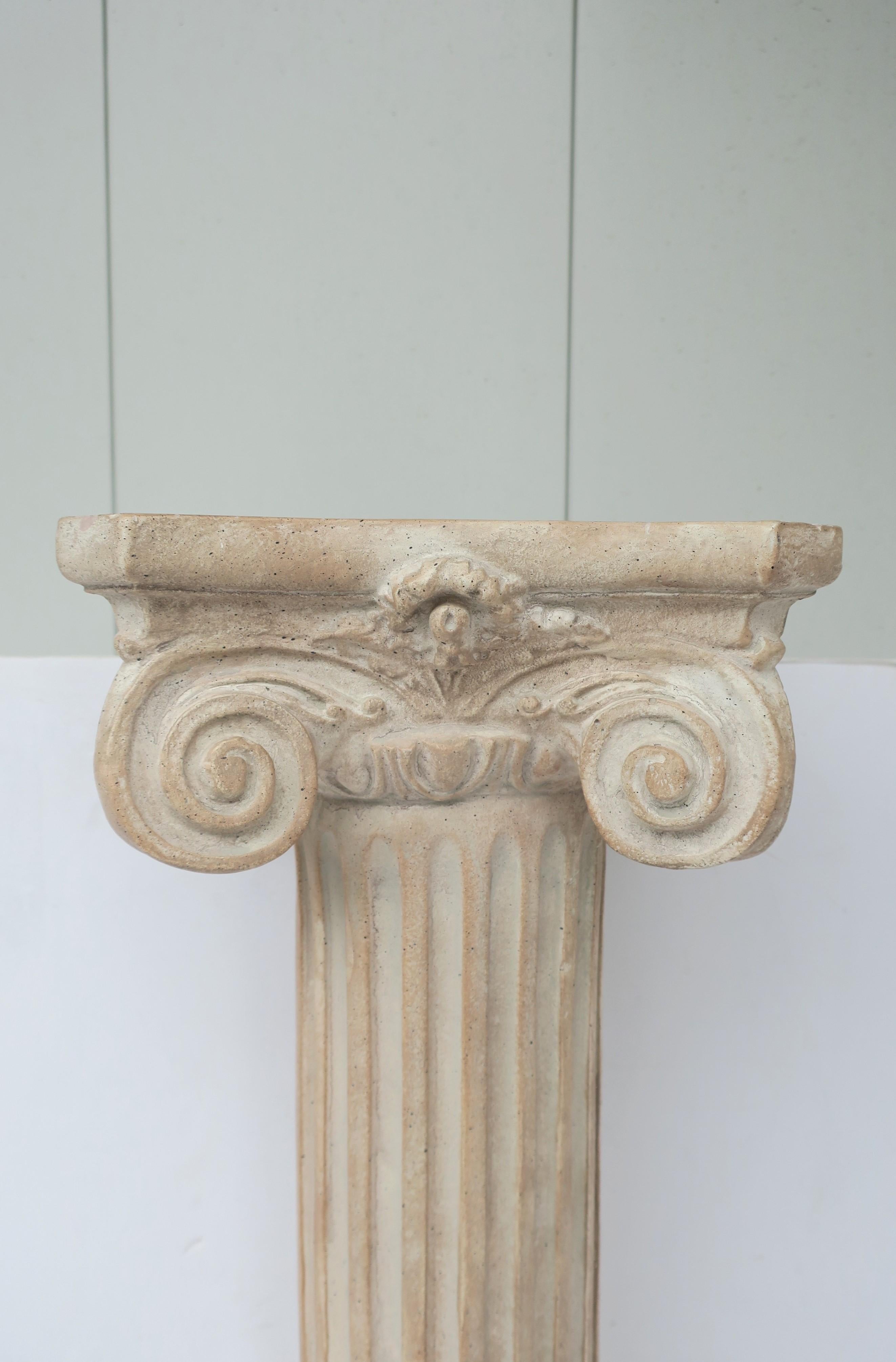 Column Pedestal Pillar Stand Ionic Form Neoclassical Style In Good Condition For Sale In New York, NY