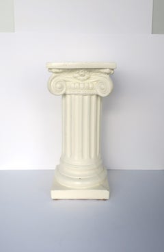 Colonne Pedestal Pilier Stand en plâtre de style néoclassique gréco-ionique