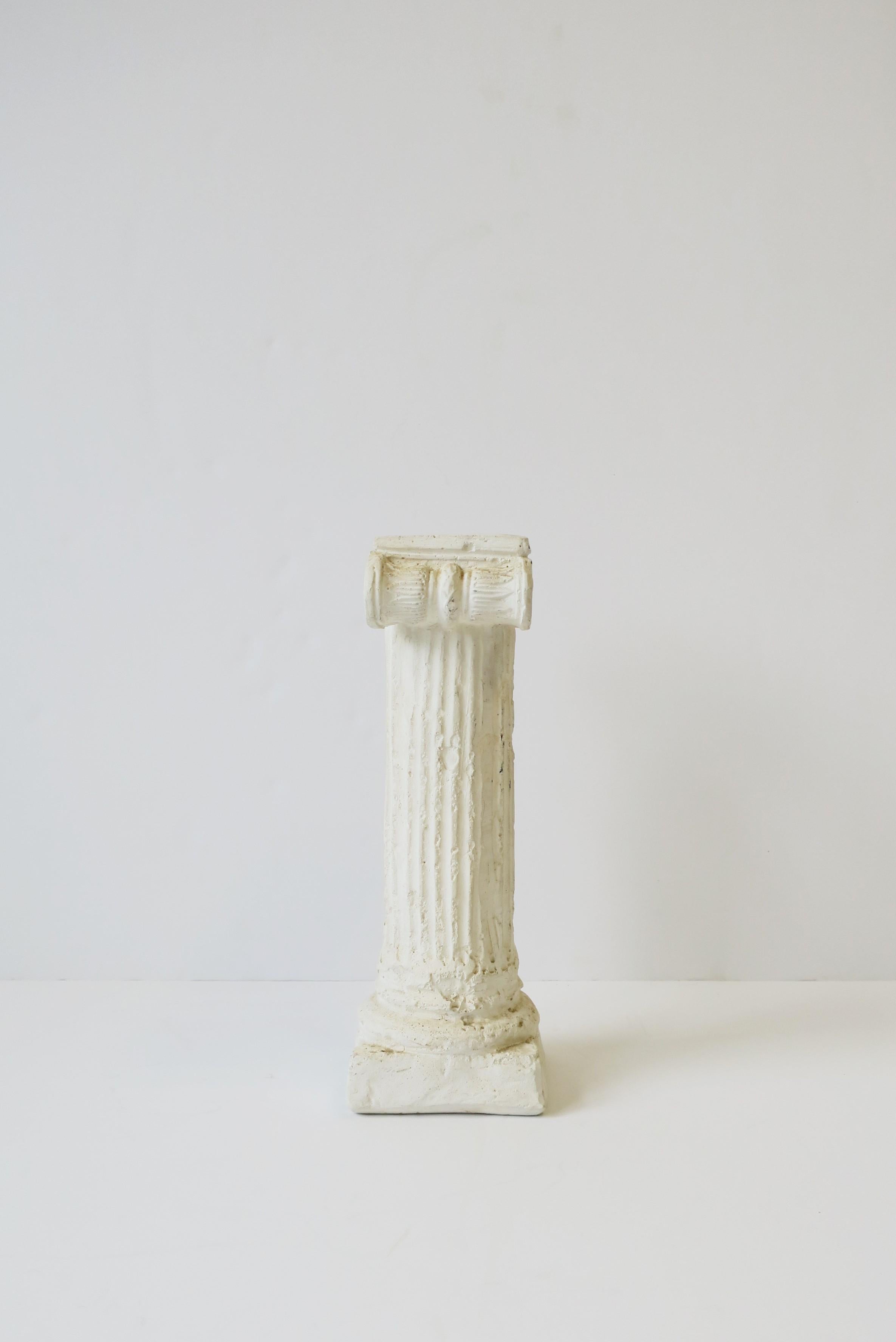Column Pillar White Plaster Candlestick Holder Object Neoclassical Style, 1980s For Sale 3