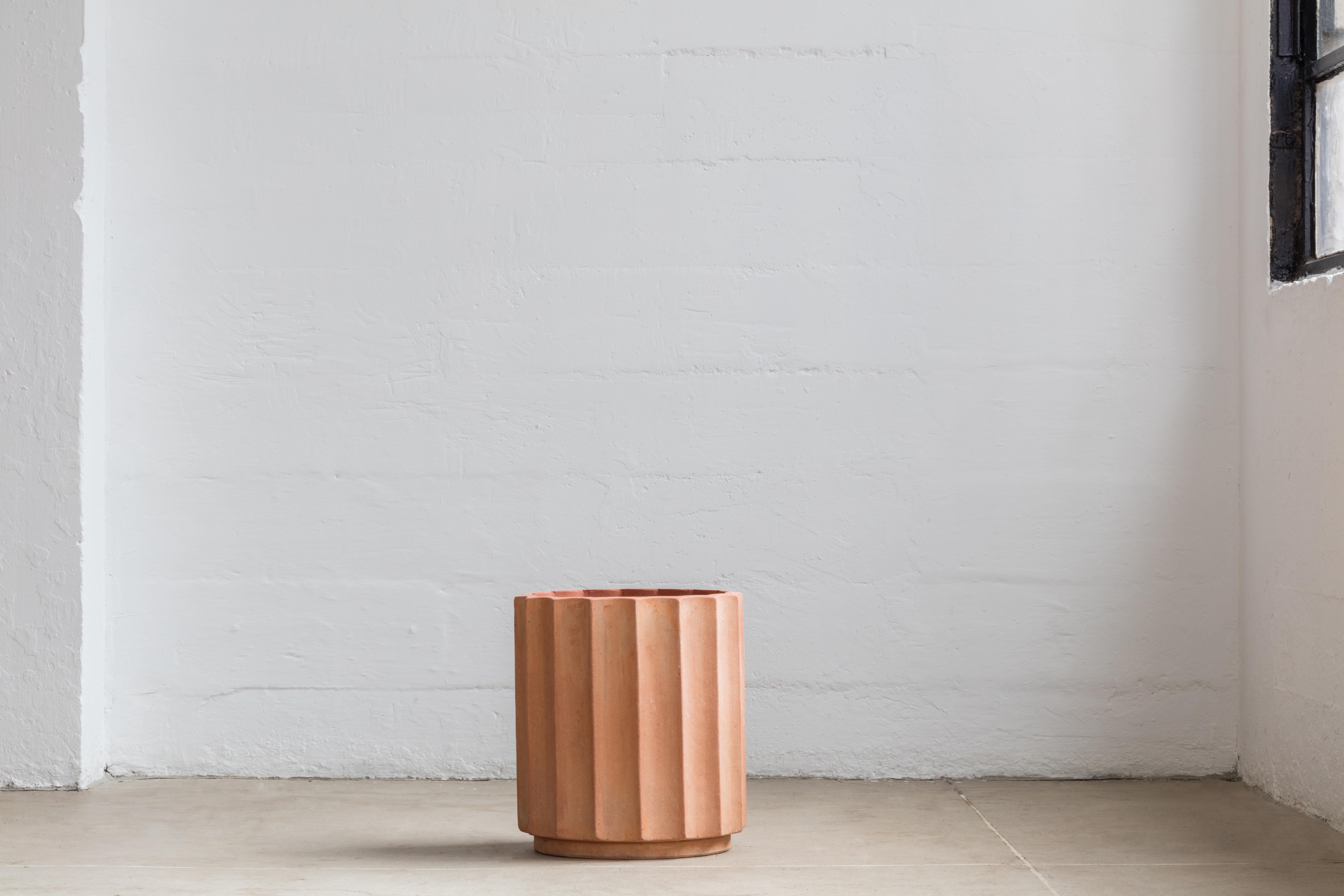 Column Planter Large by Billy Cotton in Terracotta In New Condition For Sale In Brooklyn, NY