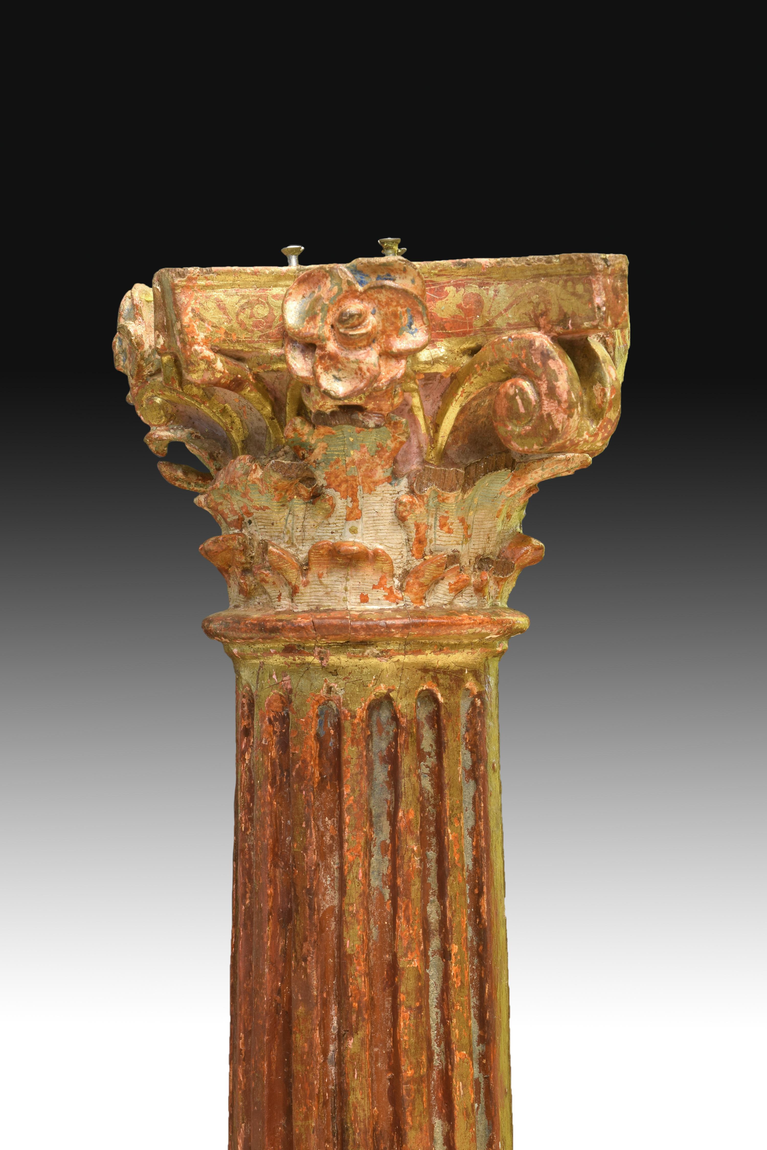 18th Century and Earlier Column Polychromed and Gilded Wood, 16th Century For Sale