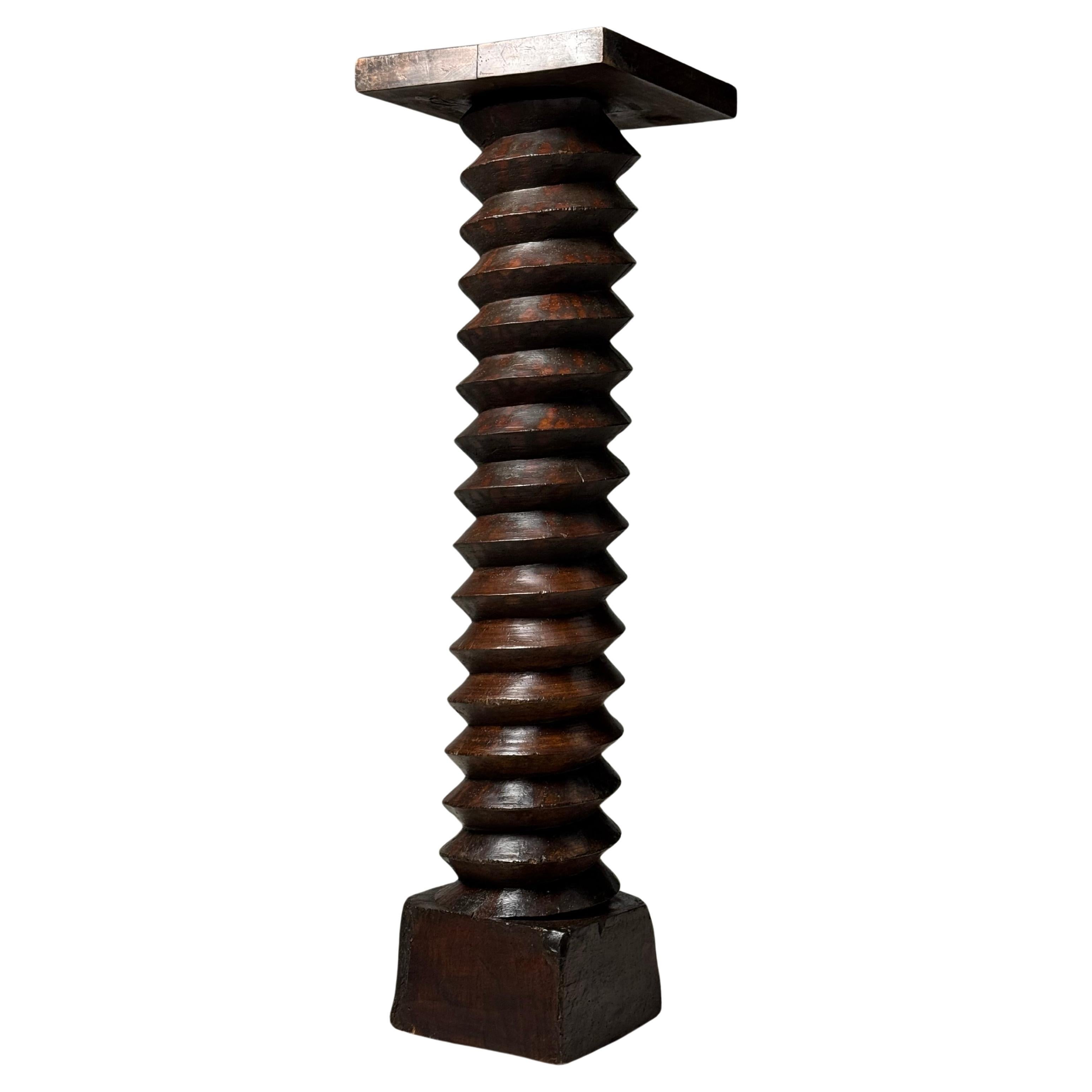 Column Press French ca. 1900

French press / column / pedestal.
Originally from France, ca. 1900.
In good condition, beautiful colour and patina.
Treated against woodworm.

Dimensions: 120H x 34.5W x 34.5D cm
