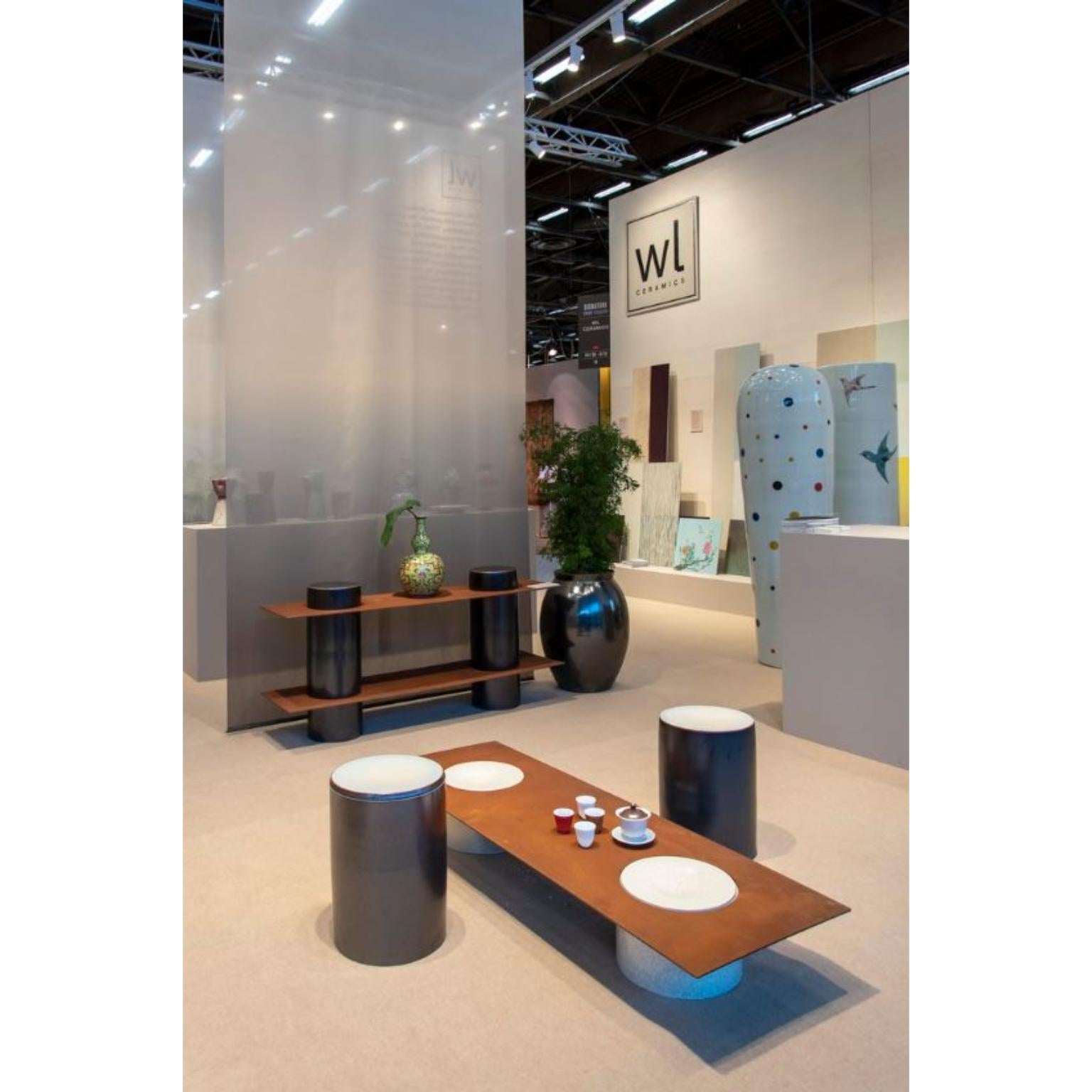 XXI secolo e contemporaneo Tavolo a colonna di WL Ceramics in vendita