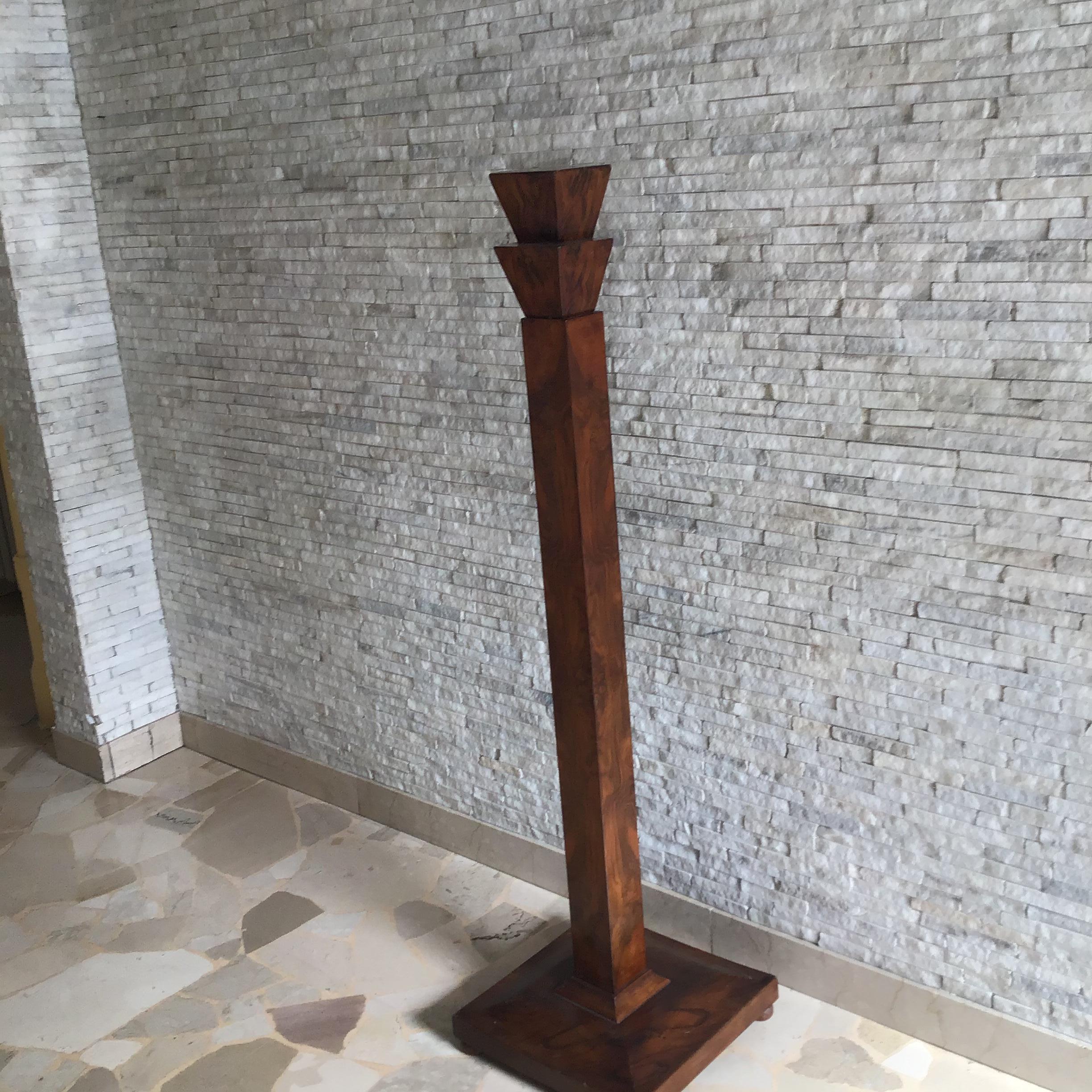 Column Wood Walnut 1930 Italy In Good Condition For Sale In Milano, IT