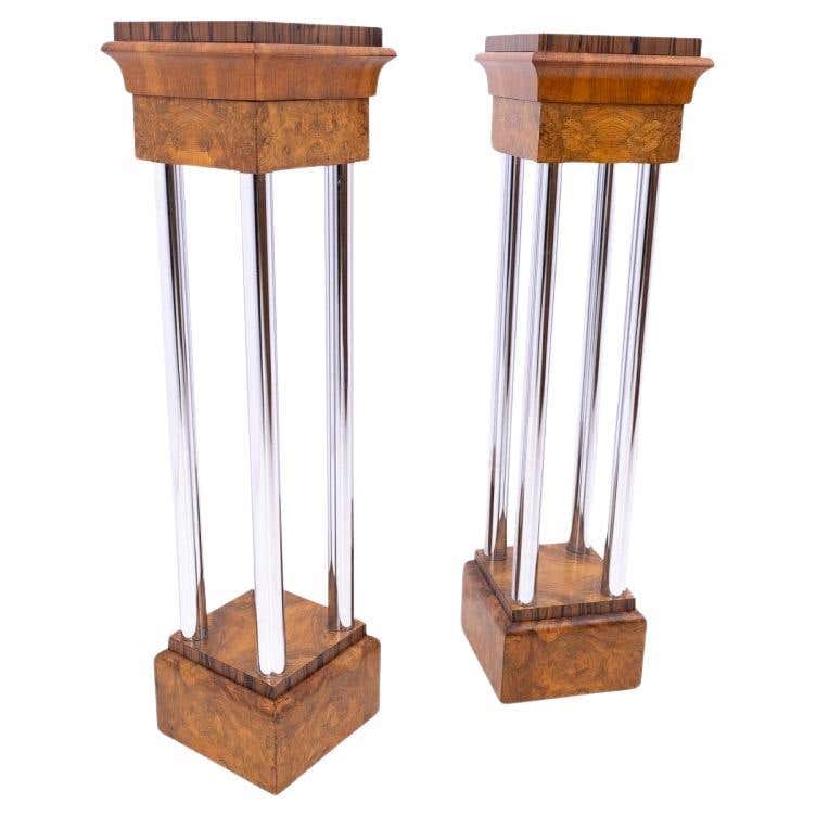 Pair of Art Deco Black Lacquer Pedestal Columns For Sale at 1stDibs