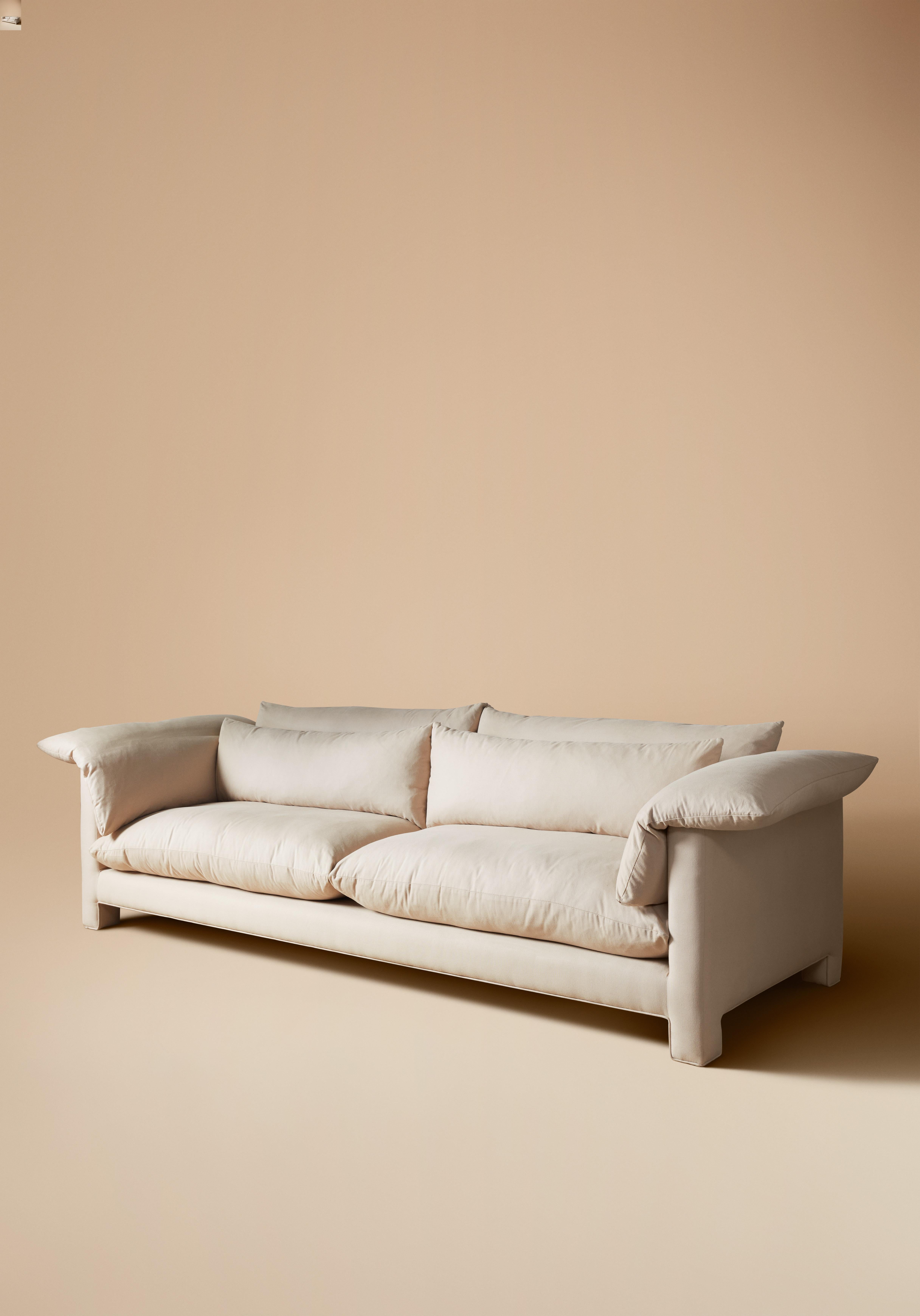 Contemporary COM Downing Sofa Handcrafted Designed by Master for Lemon