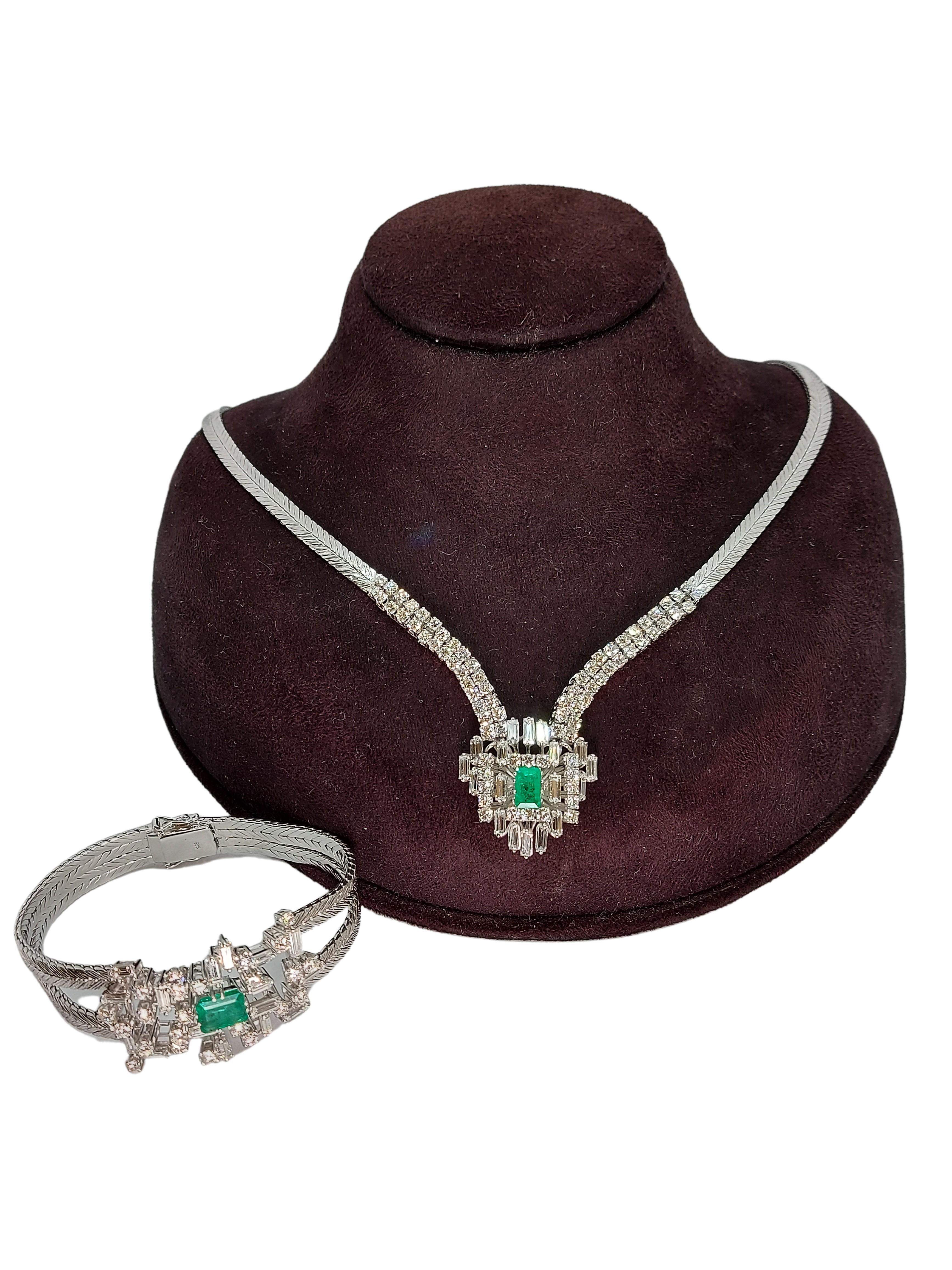 Colombian Emerald V-Necklace Set with Baguette and Brilliant Diamonds 1