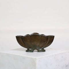 Vaso e portacandele combinati “Diskometal” di Just Andersen, anni ’30, Danimarca