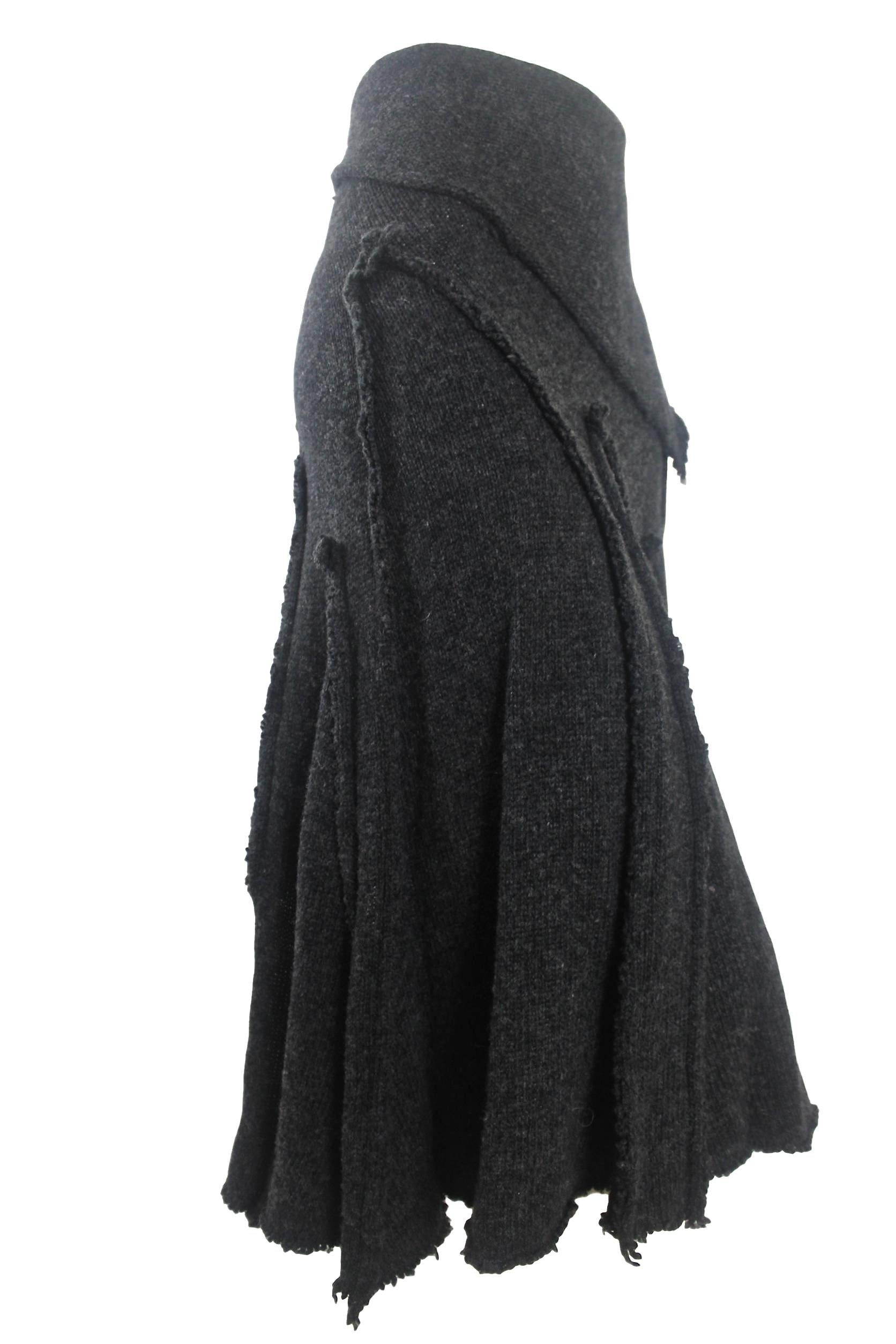 Come des Garcons 2002 Collection Wool Knit Skirt For Sale 2