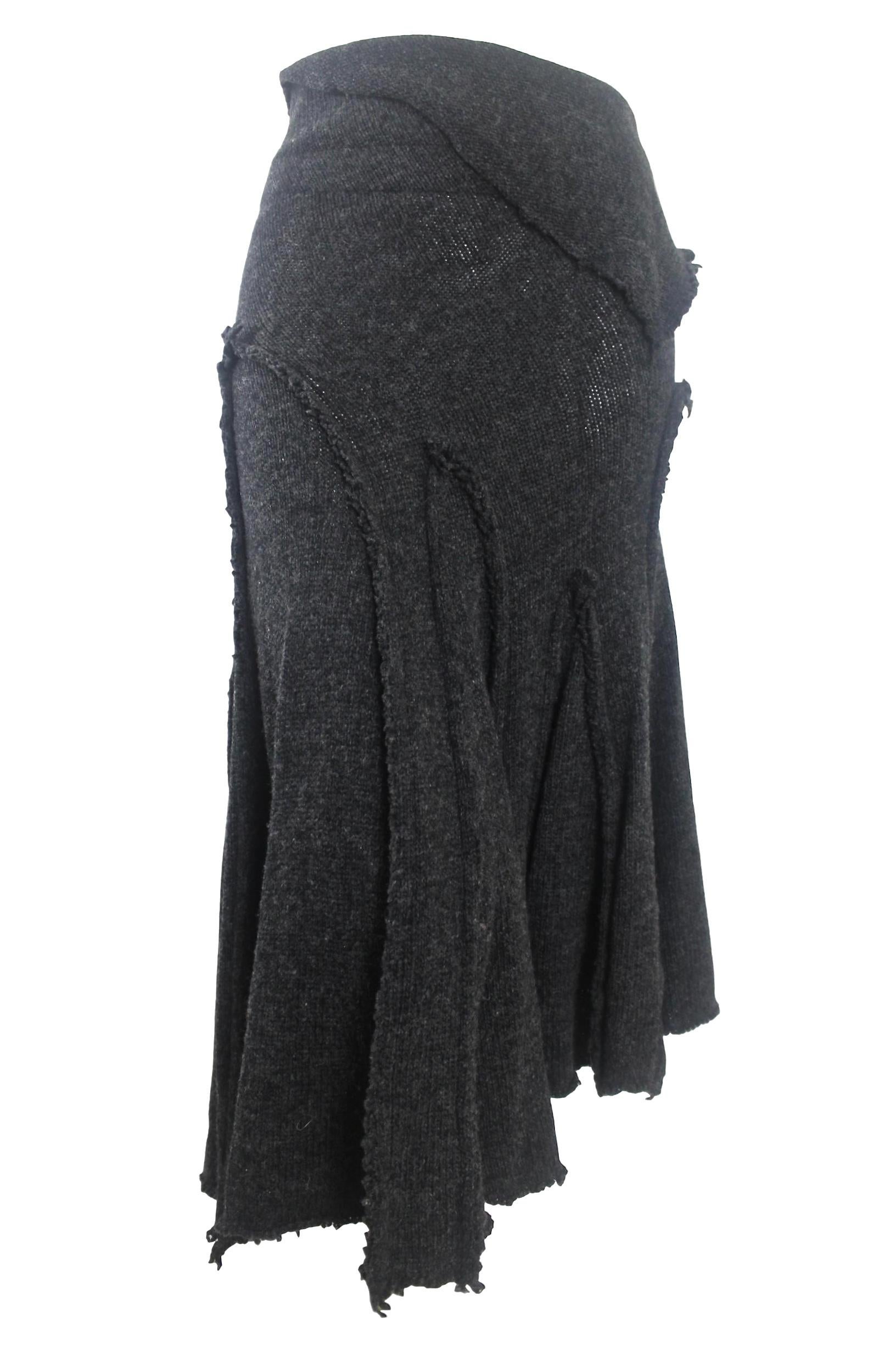 Come des Garcons 2002 Collection Wool Knit Skirt For Sale 4