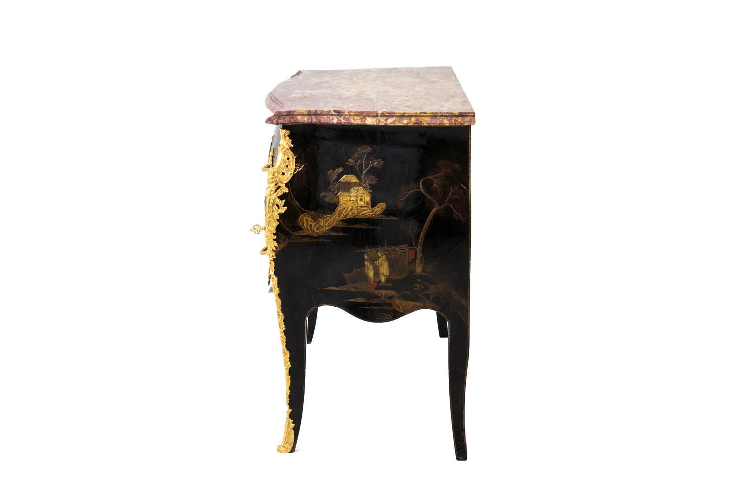 Comelli, Louis XV Style Commode, Chinese Style Lacquer, 1950s In Good Condition In Saint-Ouen, FR
