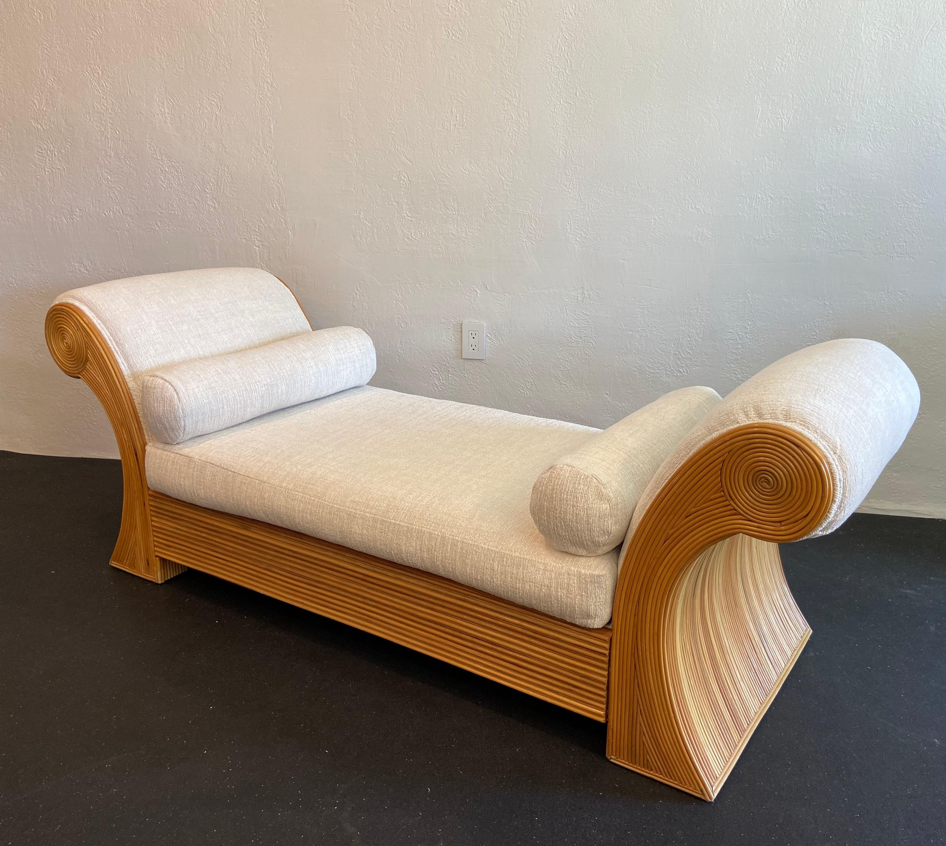 Adrian Pearsall For Comfort Designs Pencil Reed Daybed In Good Condition In West Palm Beach, FL