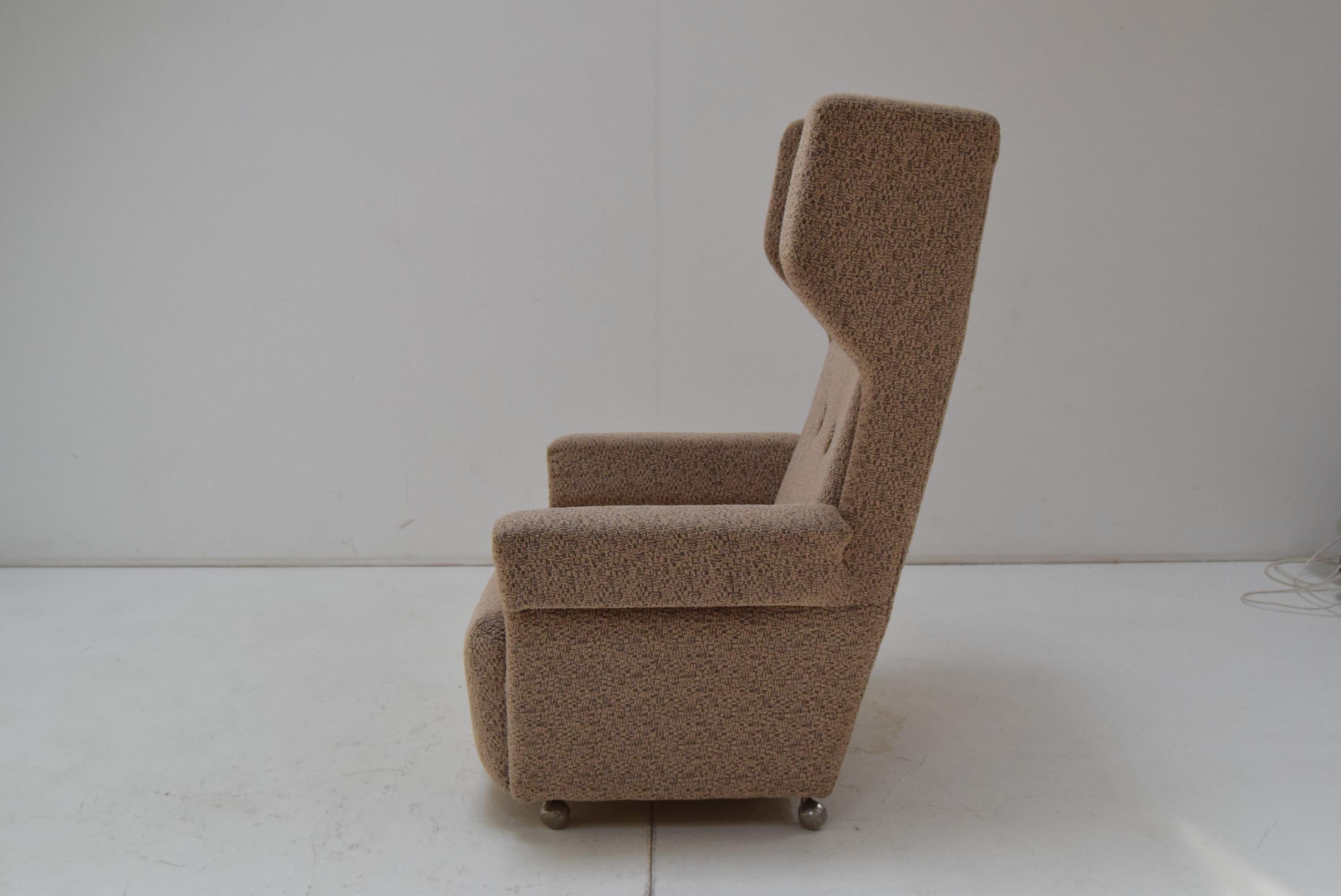 Mid-20th Century Comfortable armchair with wheels, Czechoslovakia, 1950's For Sale