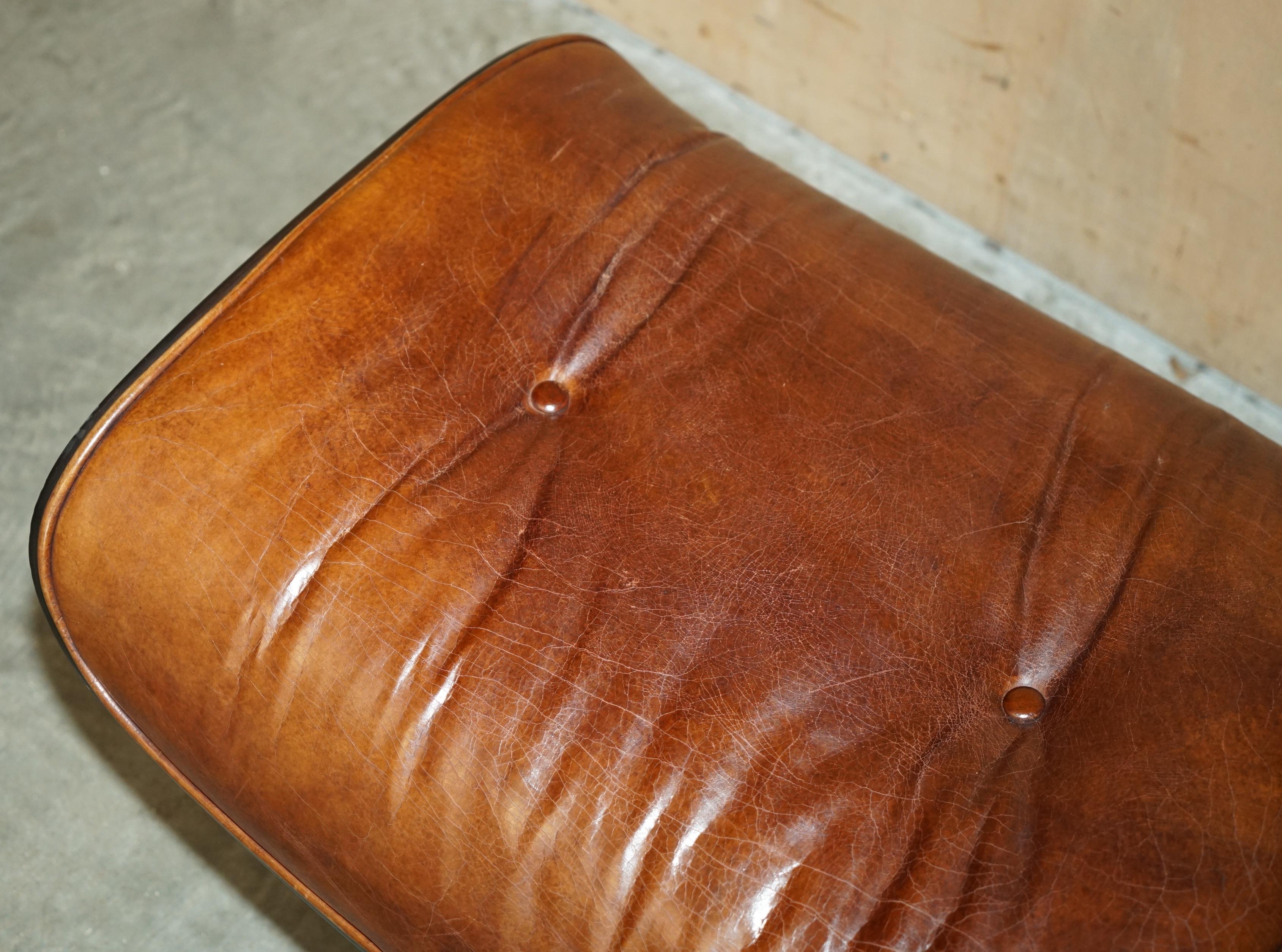 Bequemer Artsome Lounge Sessel & Ottomane aus braunem Leder mit Bugholzgestell im Angebot 10