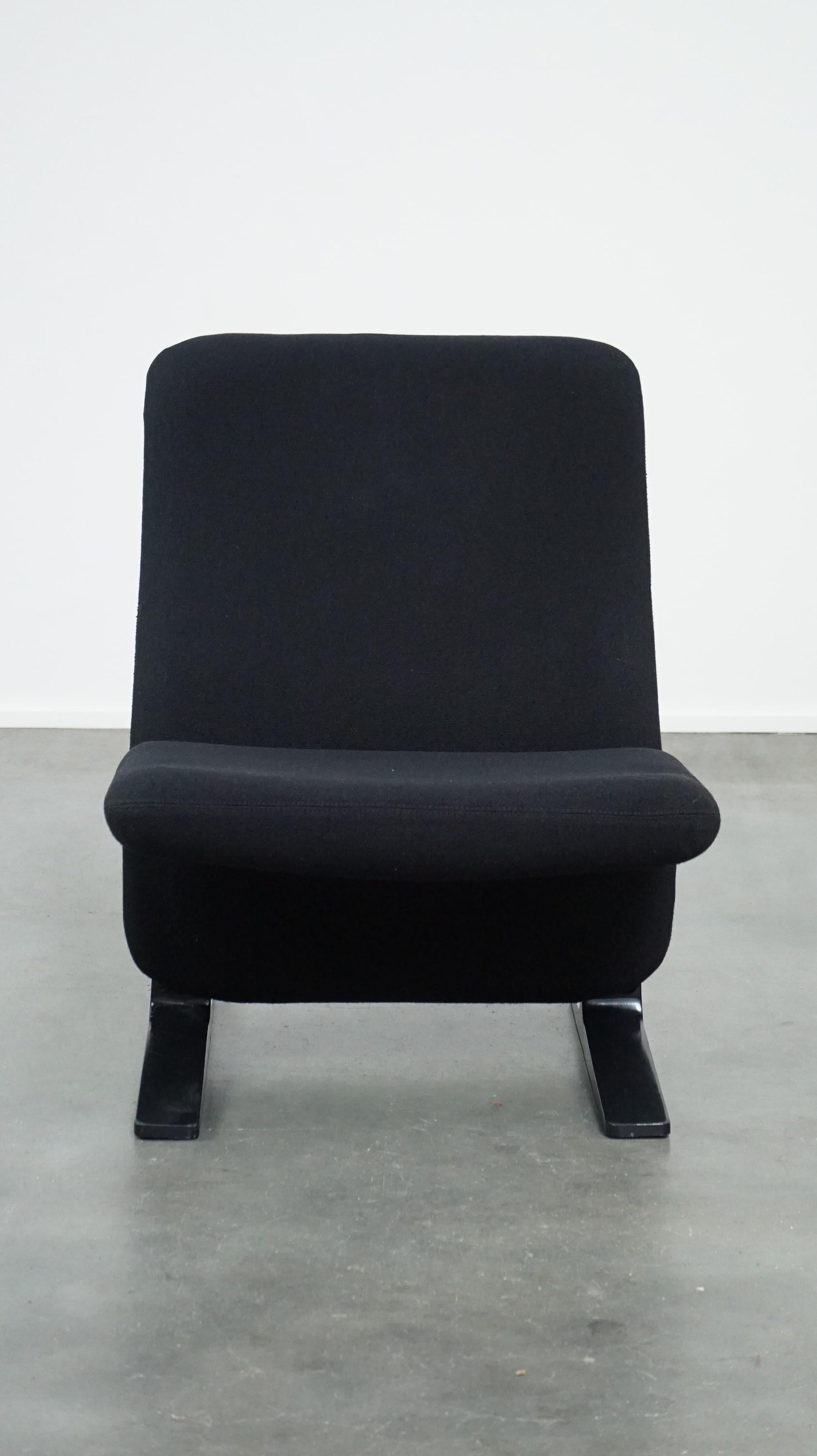 Parfait pour ceux qui recherchent un design intemporel associé au confort ! Ce fauteuil est un complément fantastique pour la maison et le bureau, s'intégrant parfaitement dans les environnements modernes et classiques. En raison d'une utilisation
