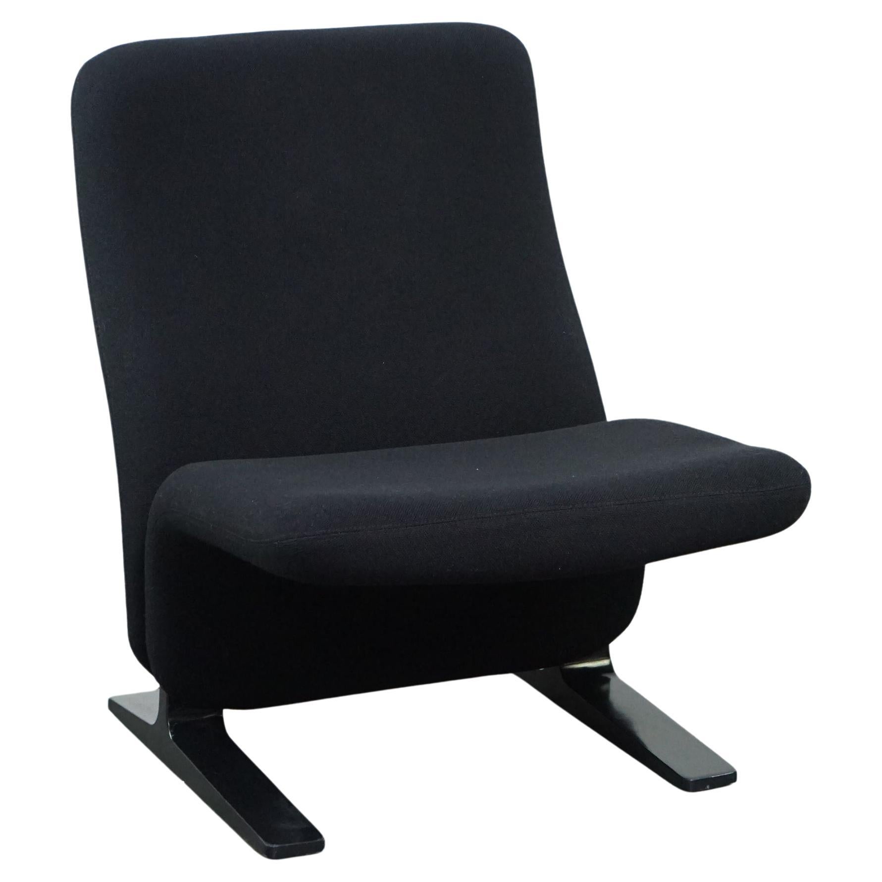 Comfortable black vintage design armchair
